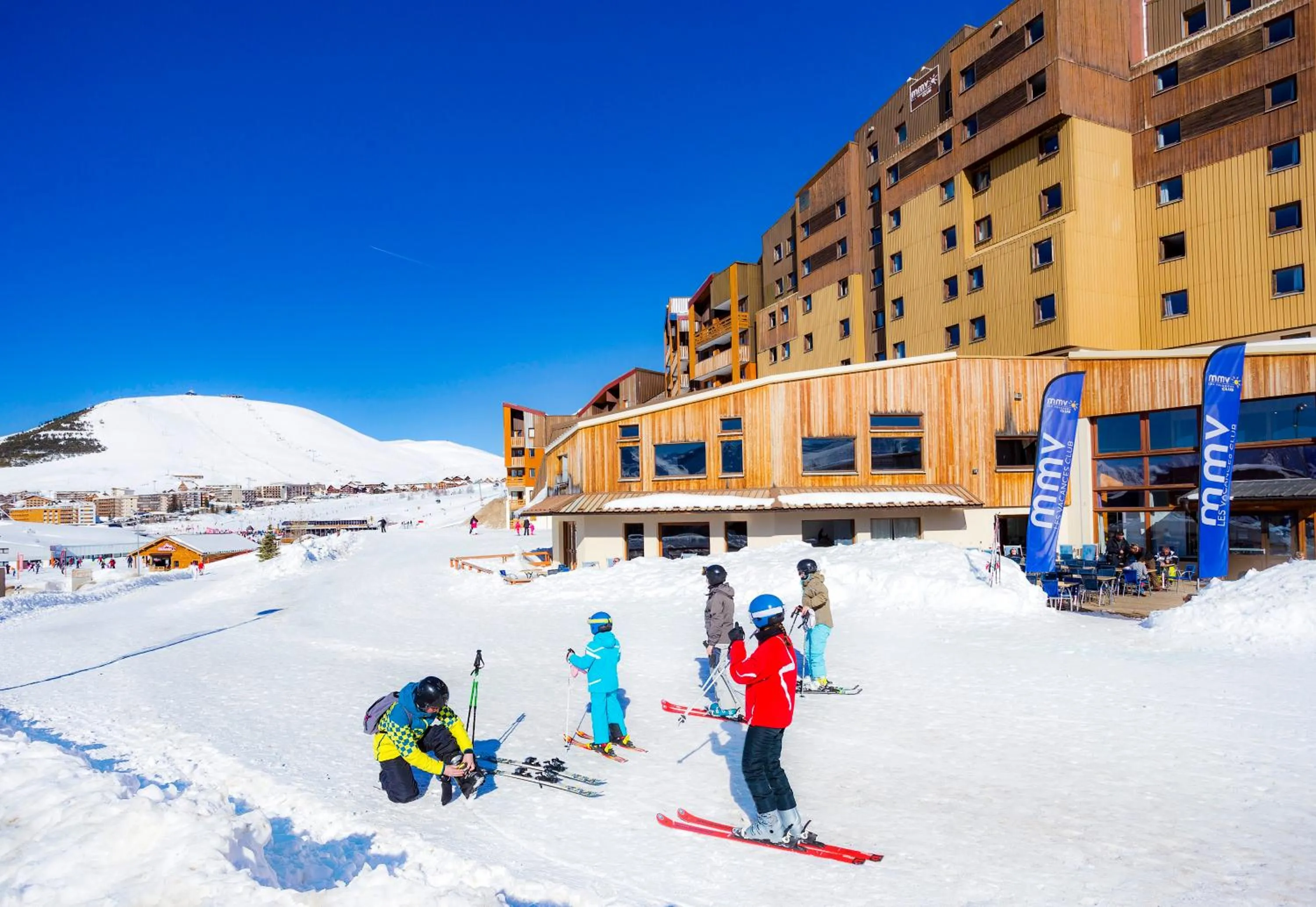 Property building in Hôtel Club MMV Les Bergers