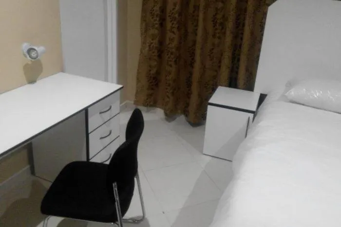 Seating area in Nora Valley Lodge