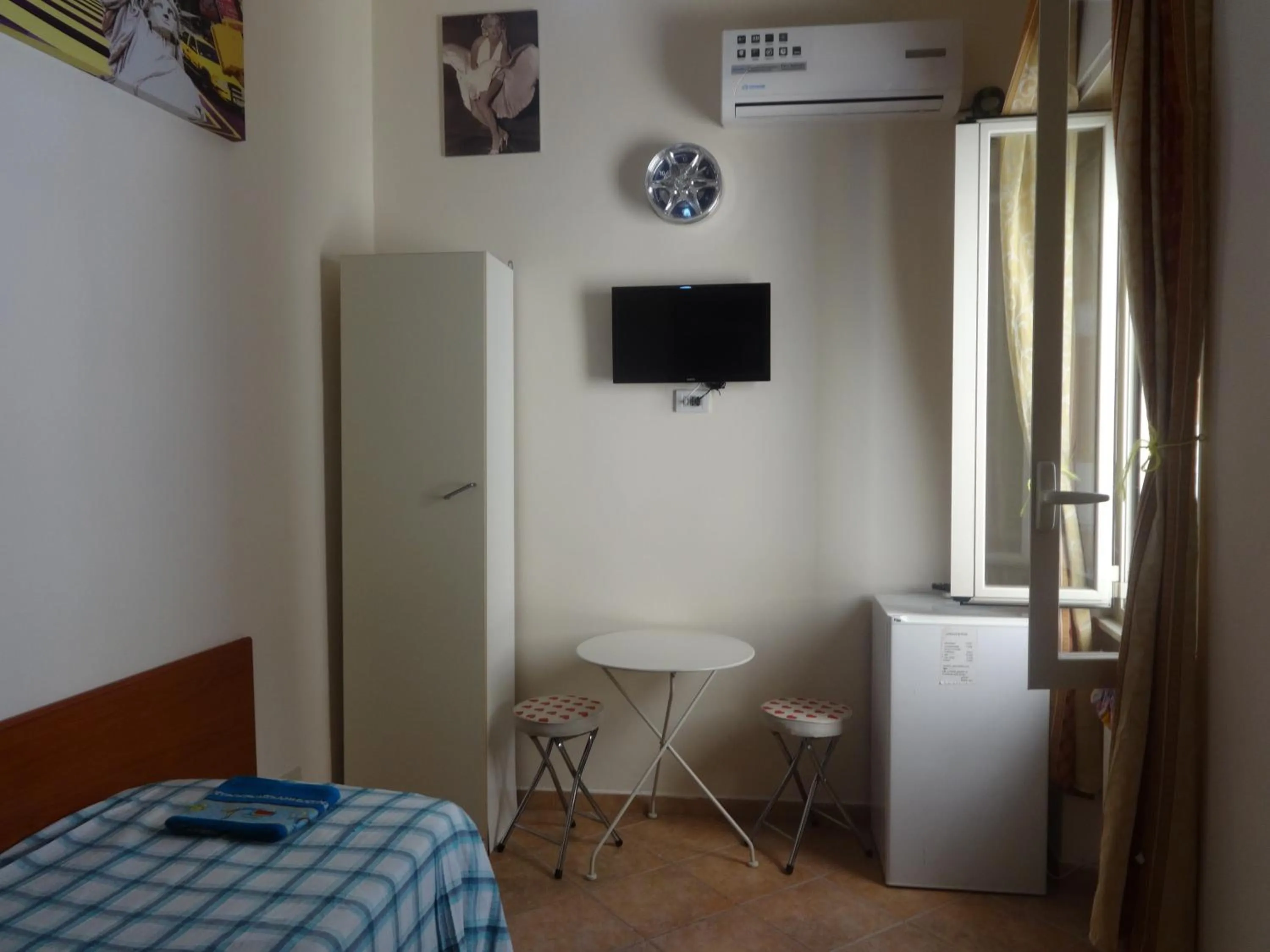 Bedroom, Bed in B&B Twins