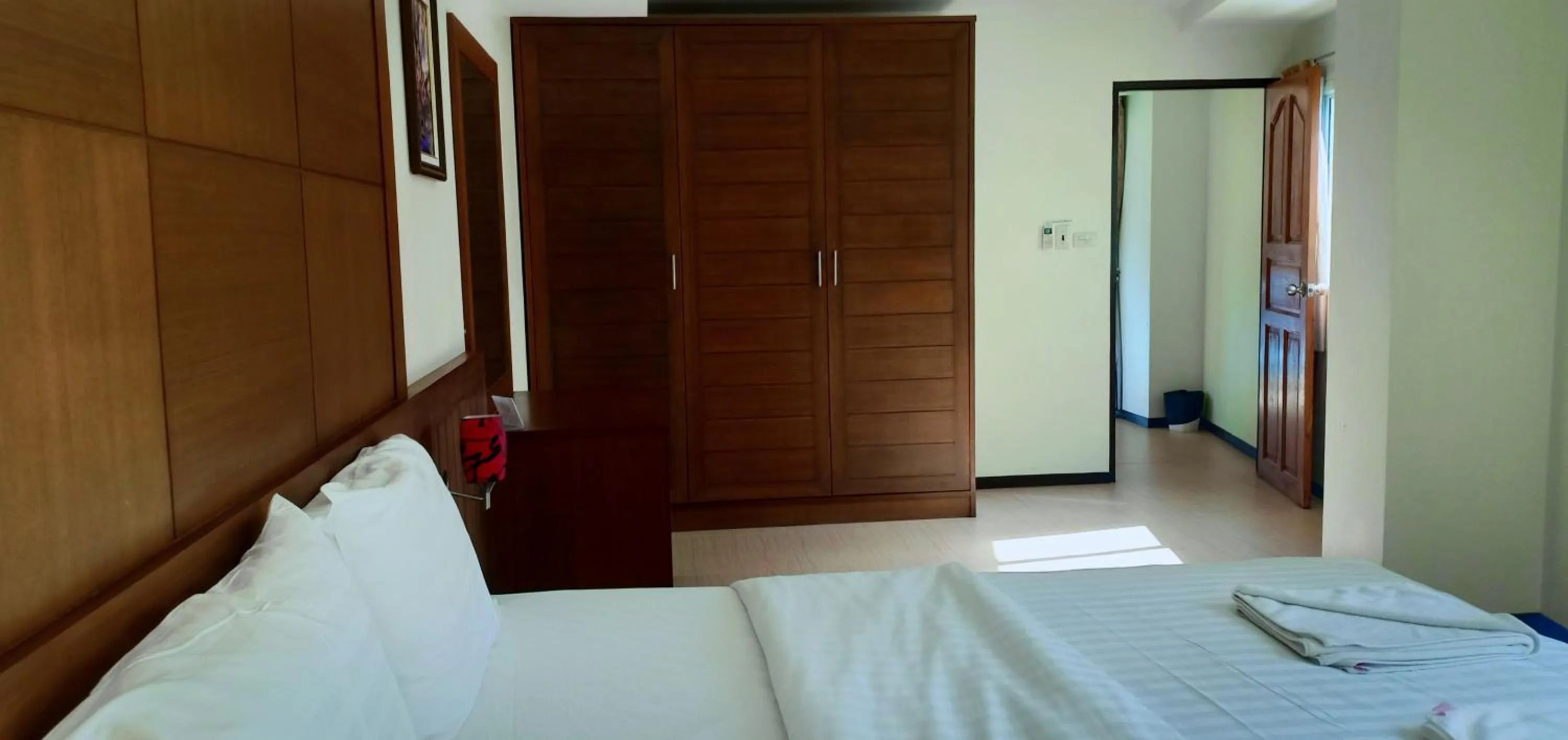 Bedroom, Bed in The Icon Place 2 @ Nurn Plub Wan