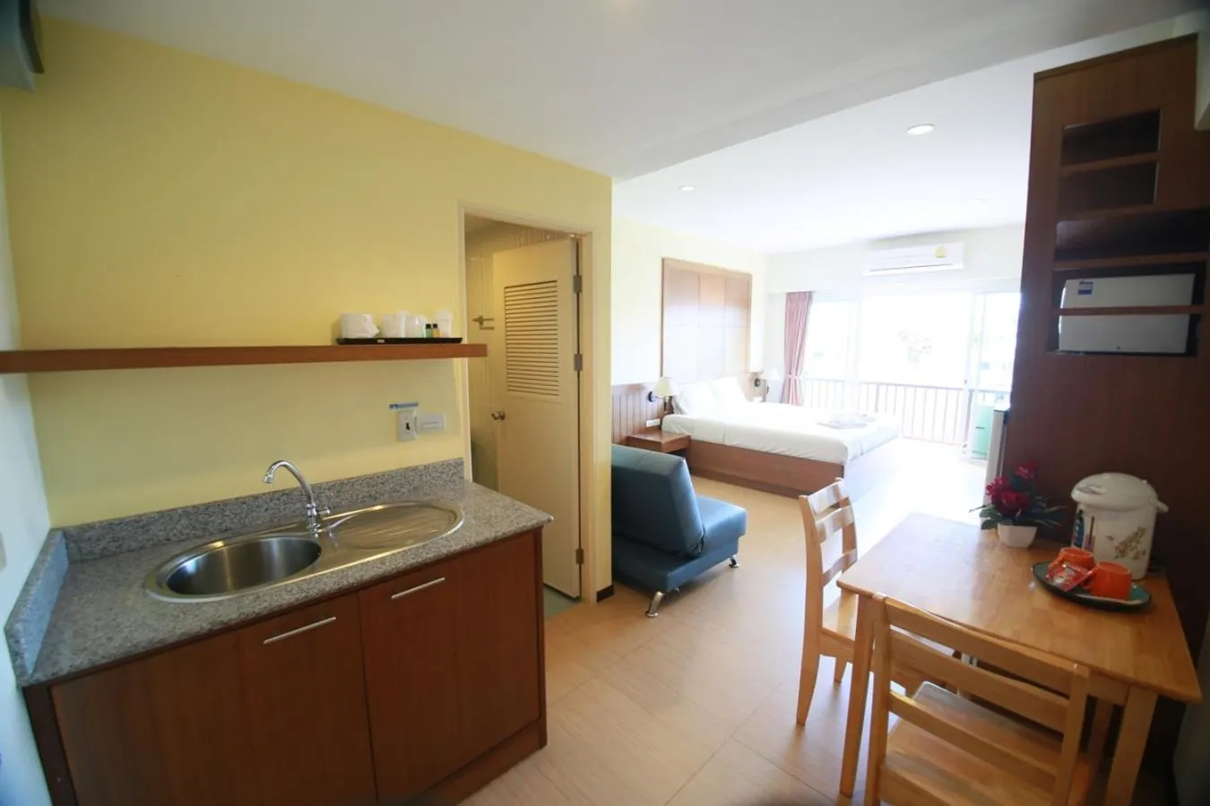 Kitchen or kitchenette in The Icon Place 2 @ Nurn Plub Wan