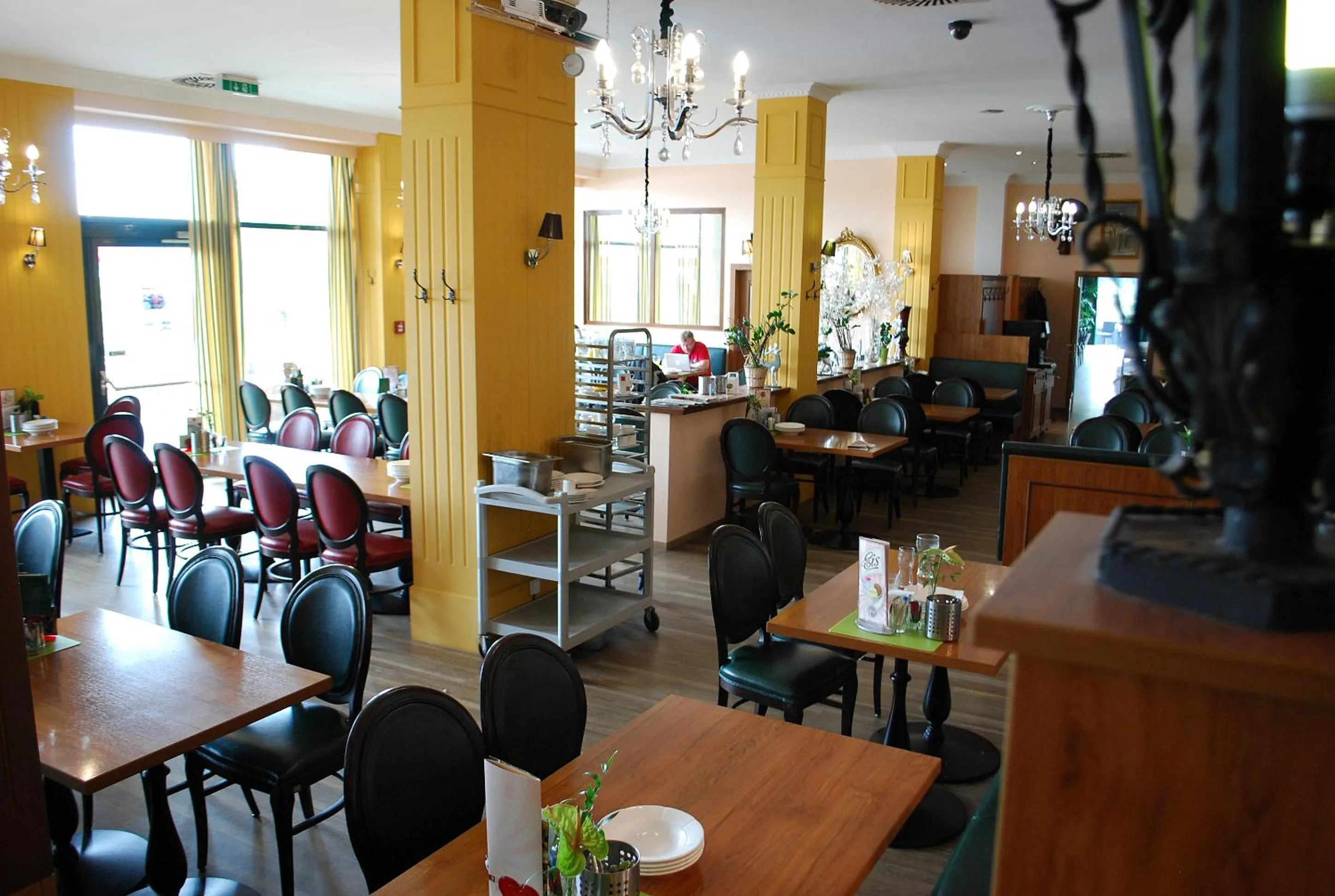 Restaurant/places to eat in Kaiserrast