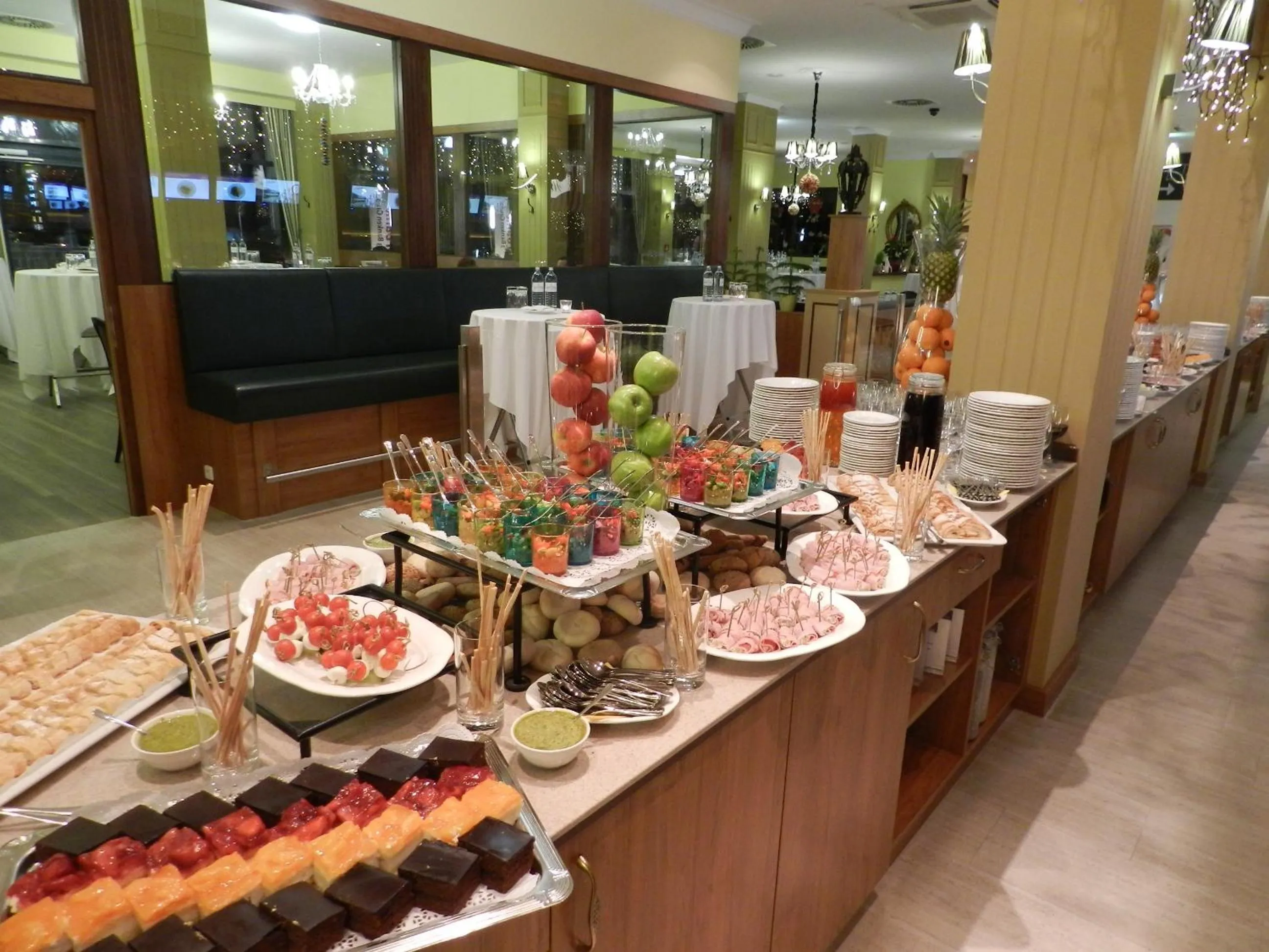 Restaurant/places to eat in Kaiserrast