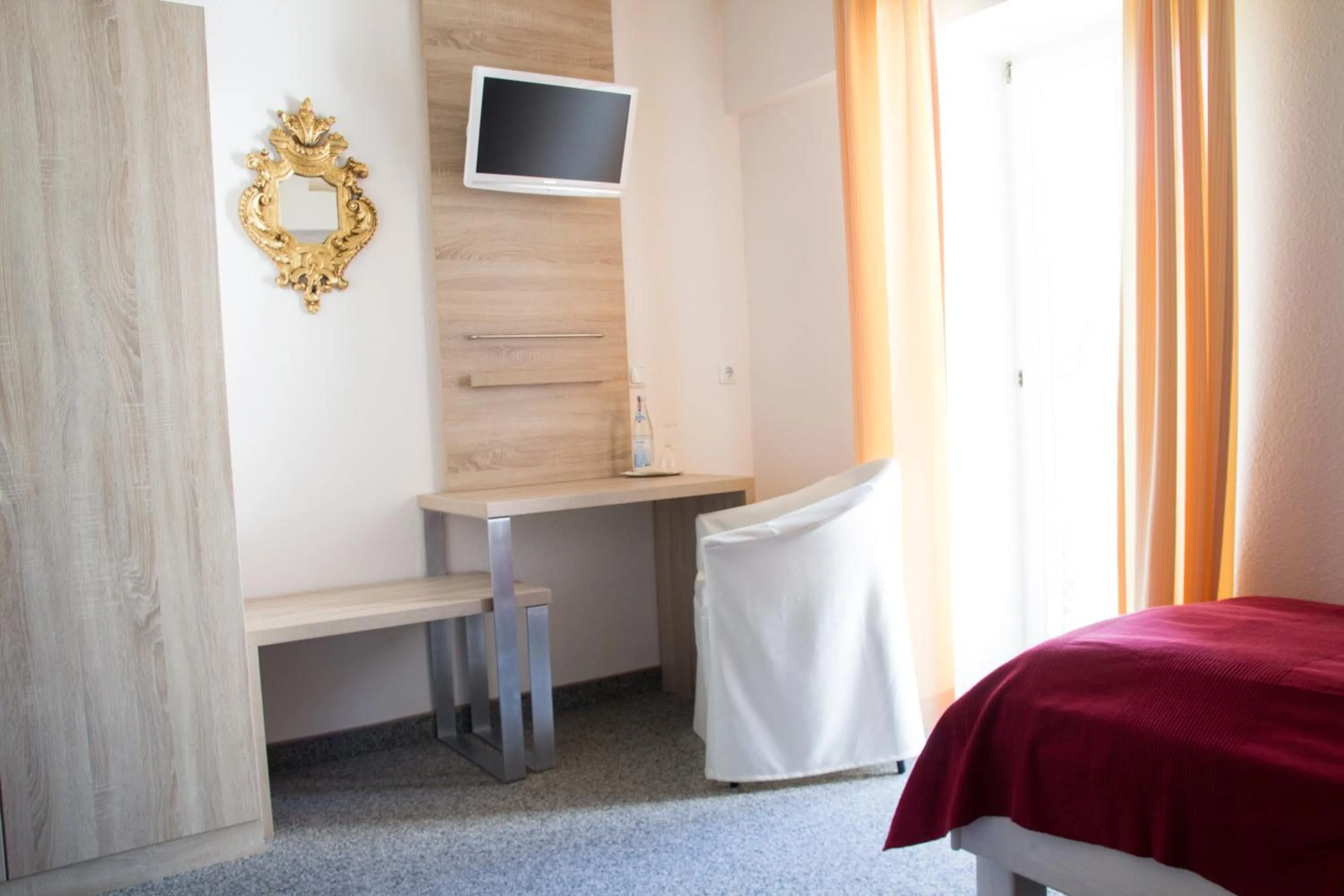 TV and multimedia, Bed in Hotel Gewürzmühle