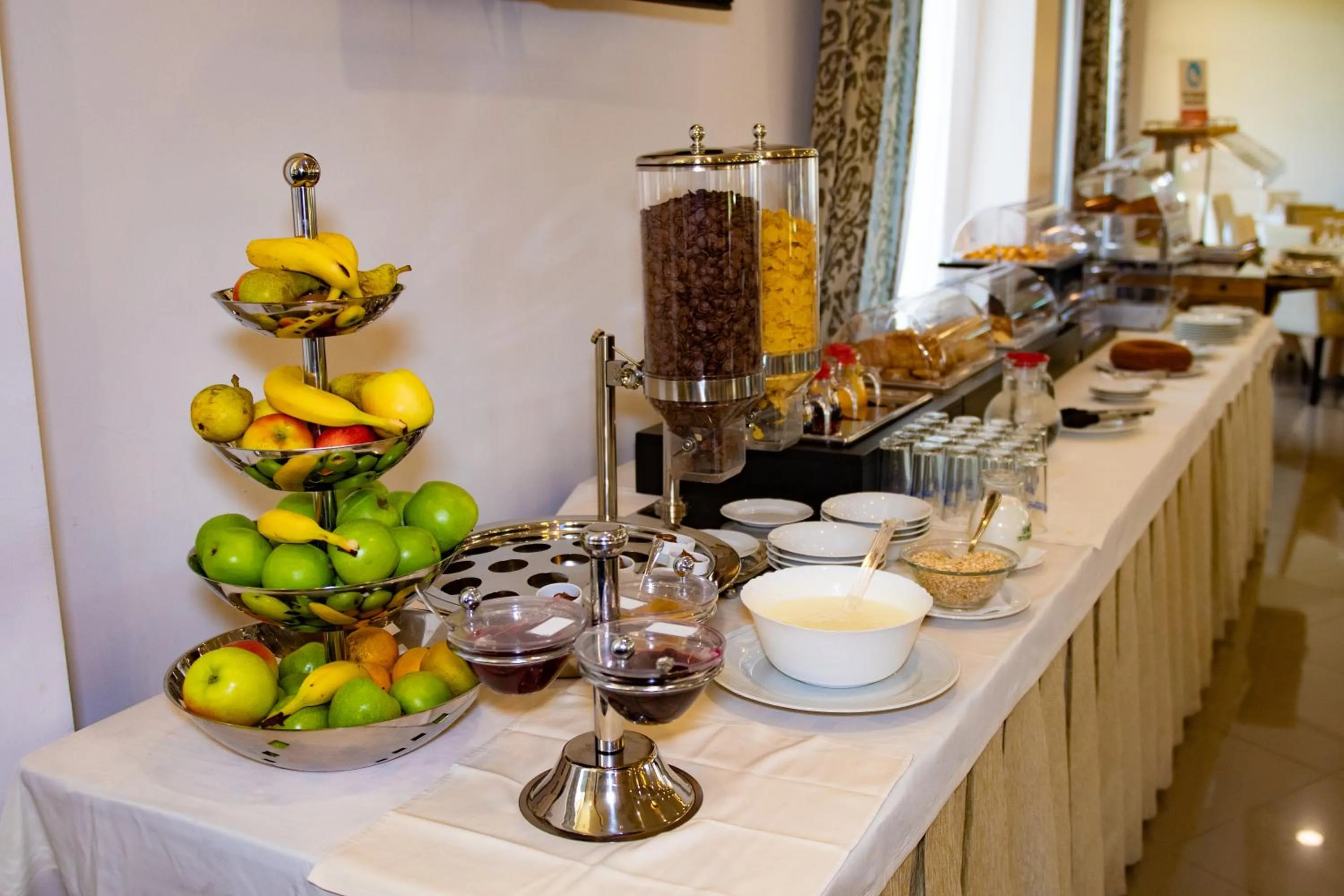 Continental breakfast in Hotel Airport Tirana