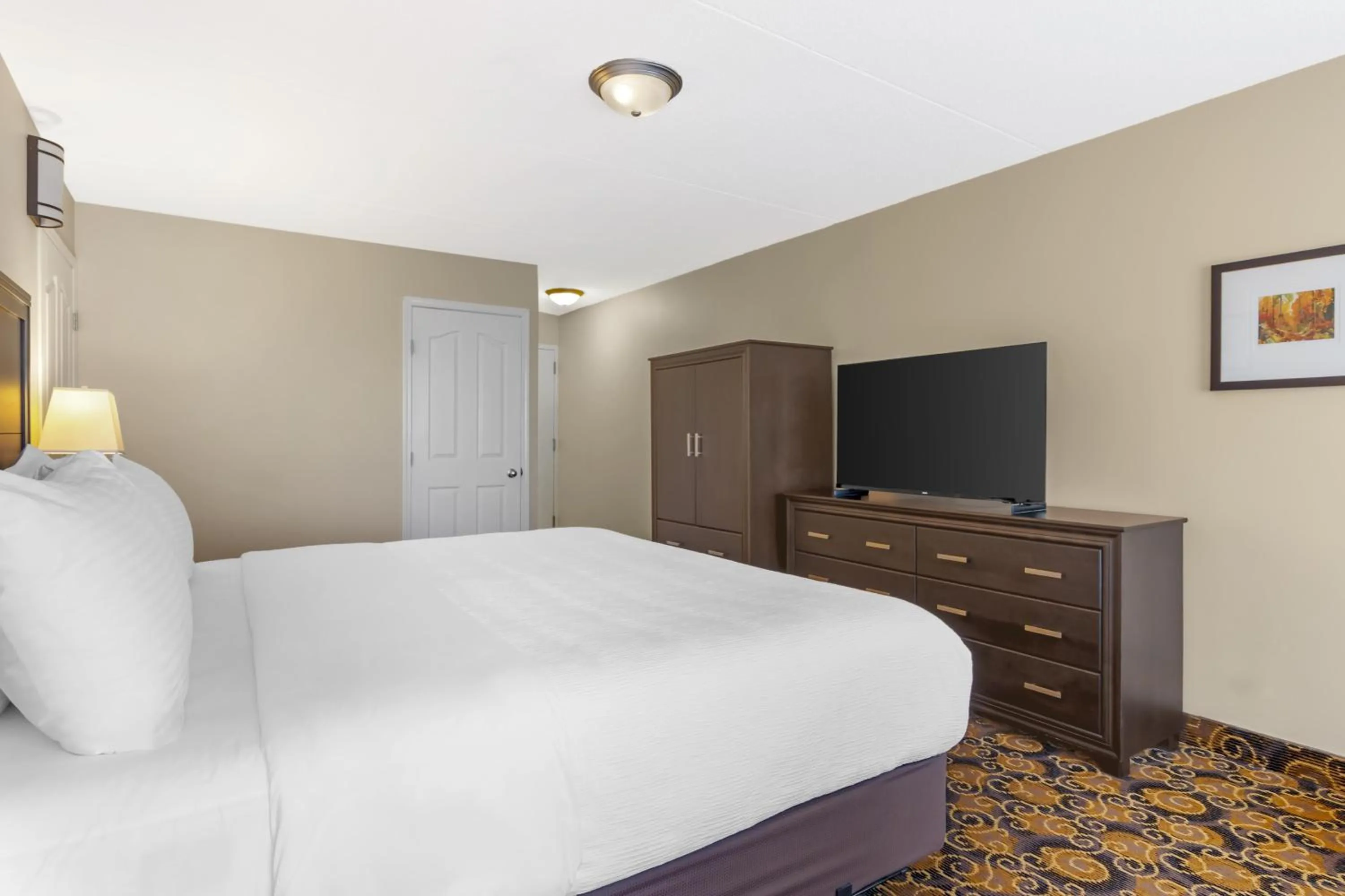 Bedroom, Bed in Best Western Plus Dryden Hotel and Conference Centre