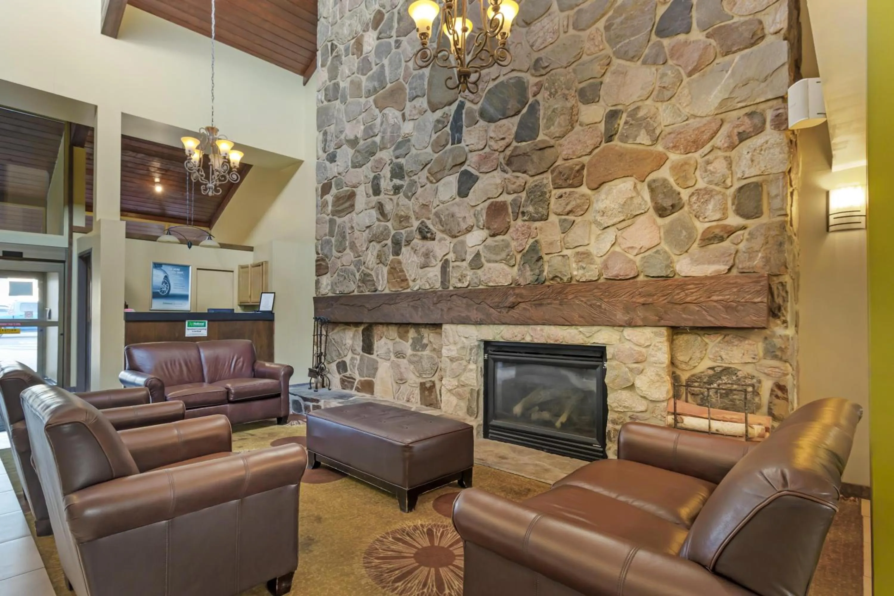 Lobby or reception in Best Western Plus Dryden Hotel and Conference Centre