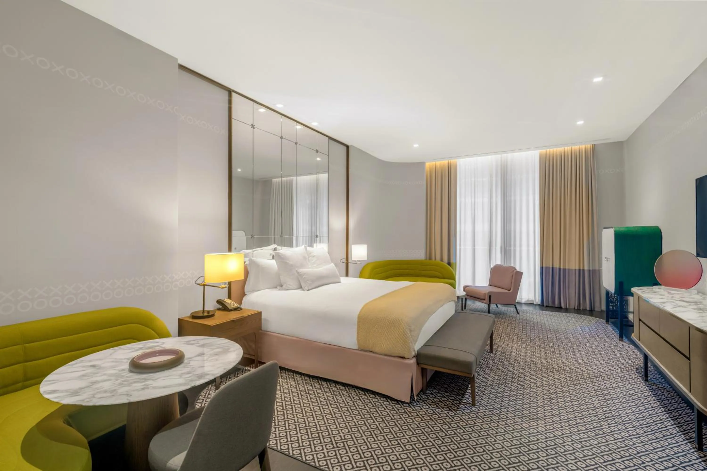 Bed in SLS LUX Brickell