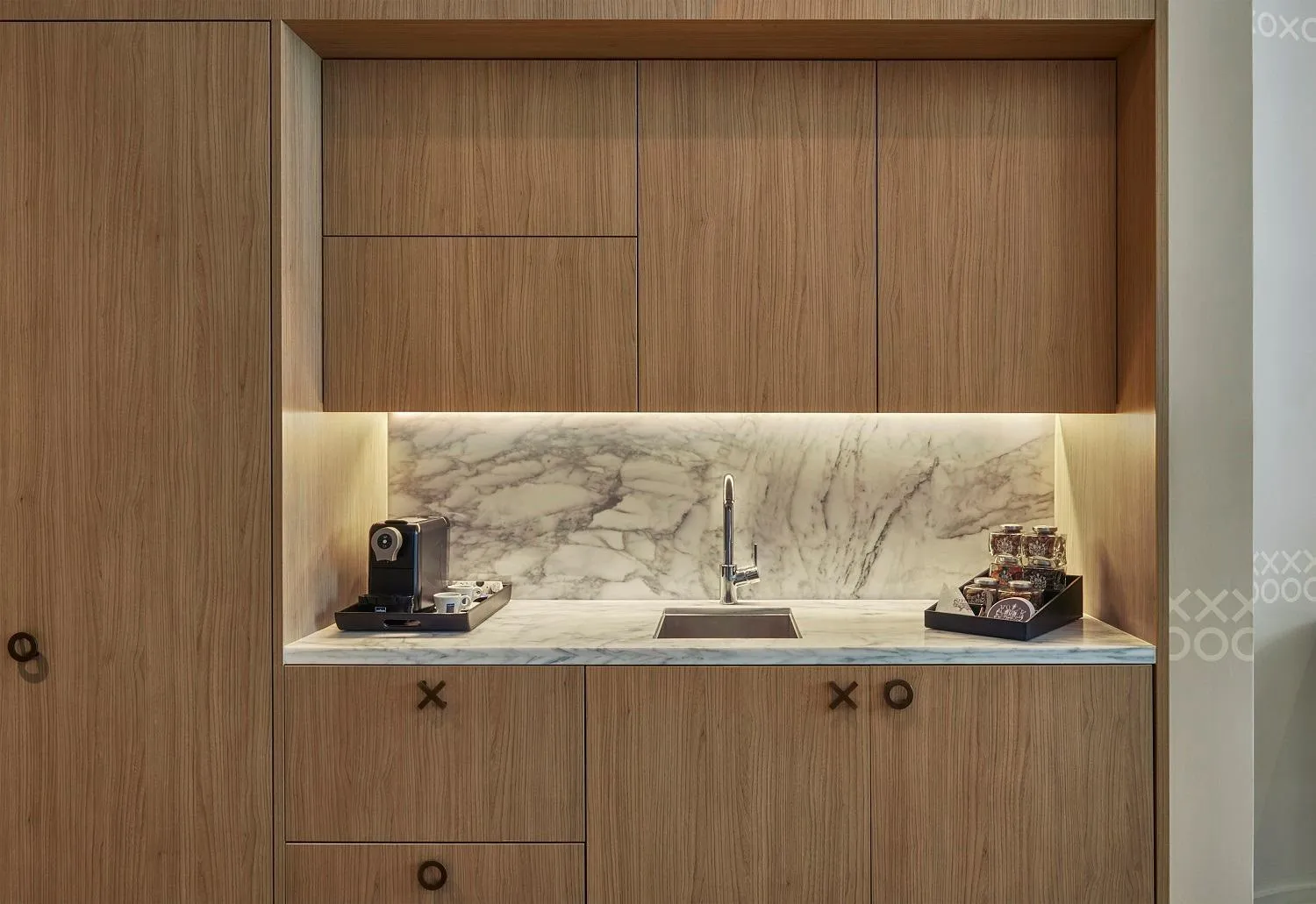 Kitchen or kitchenette in SLS LUX Brickell