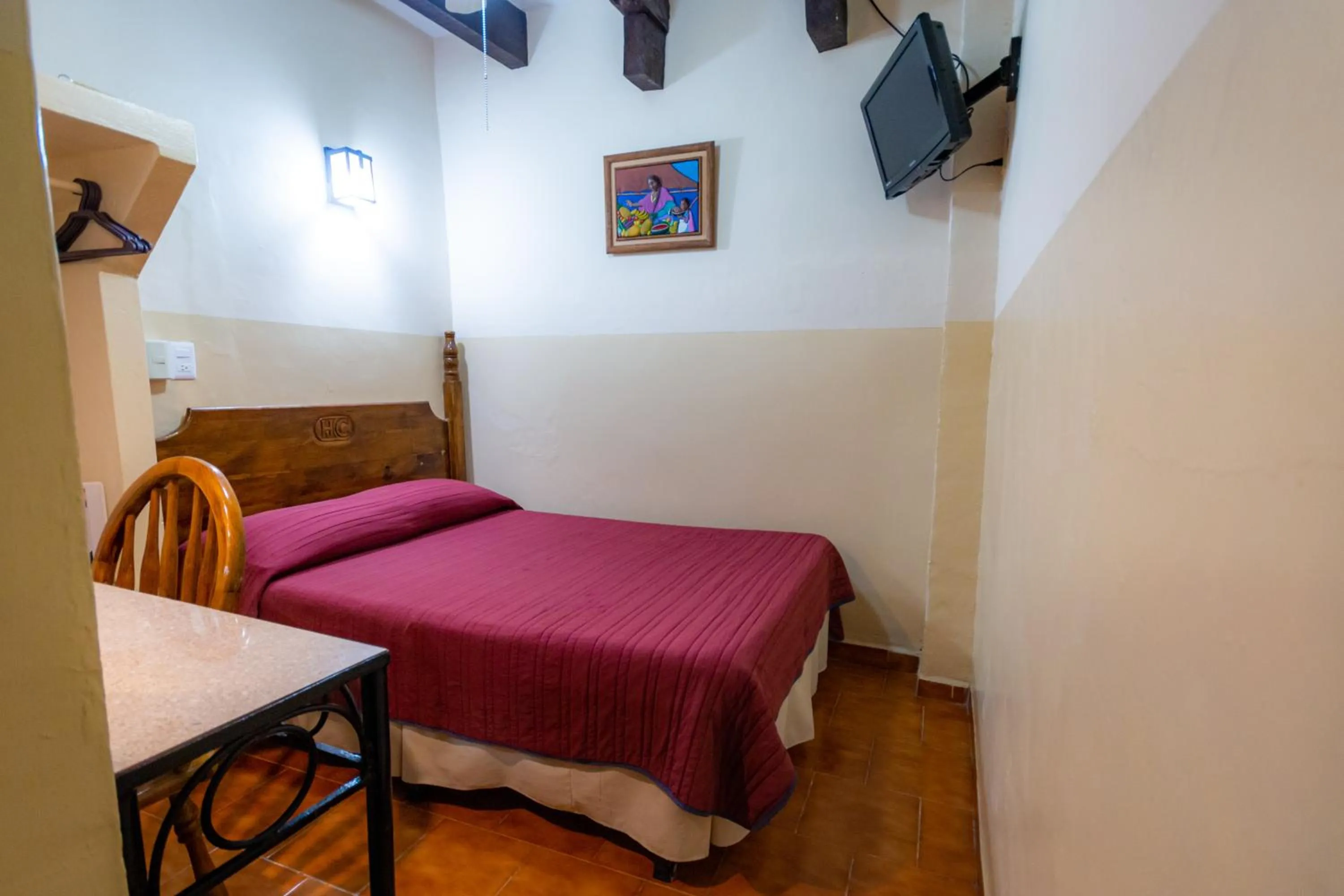 Bed in Hotel el Carmen, Morelia