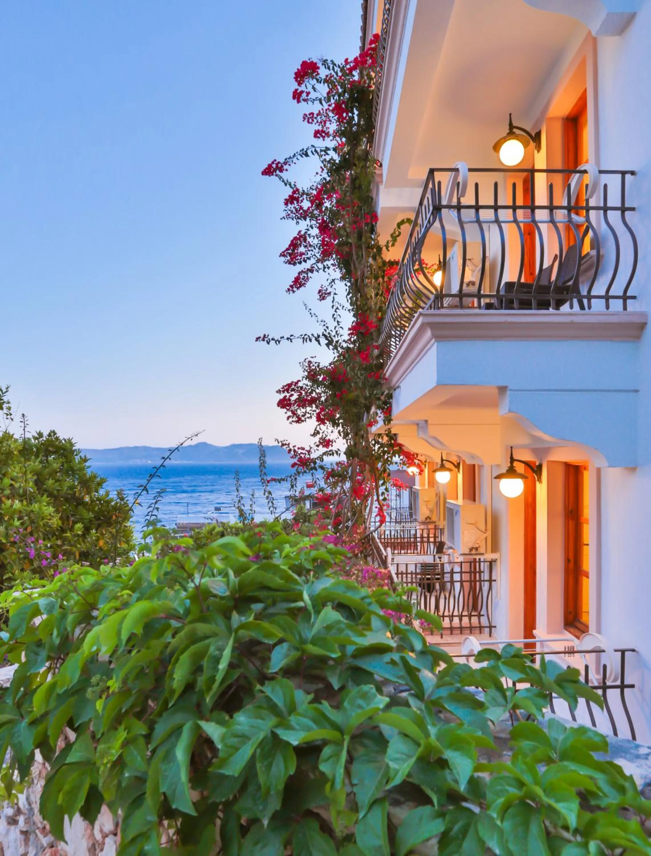 Property building in Hotel Begonvil