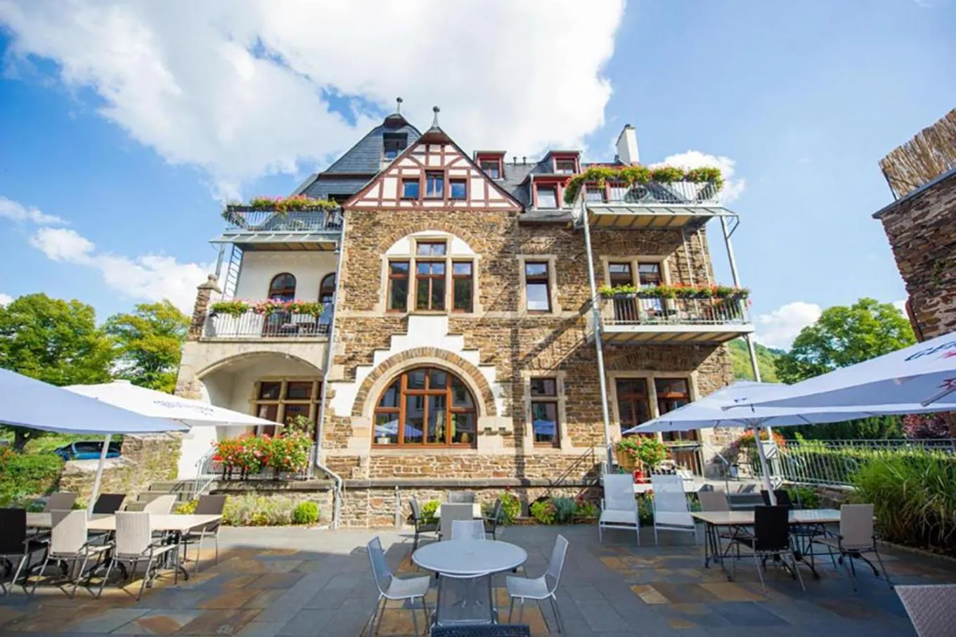 Property building in Hotel Villa Vinum Cochem