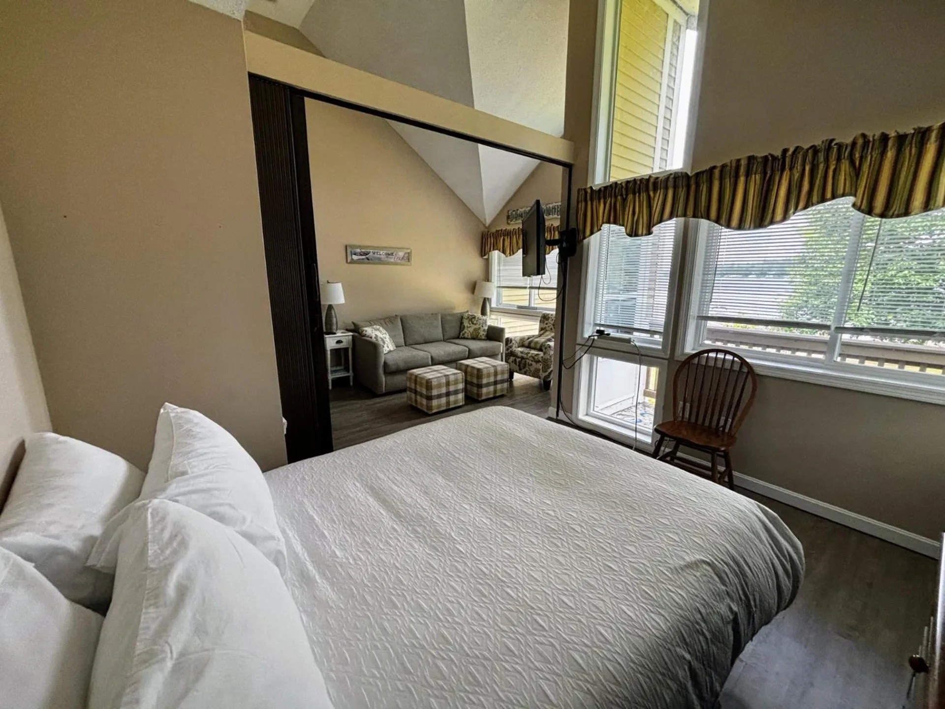 Bedroom in Misty Harbor Resort