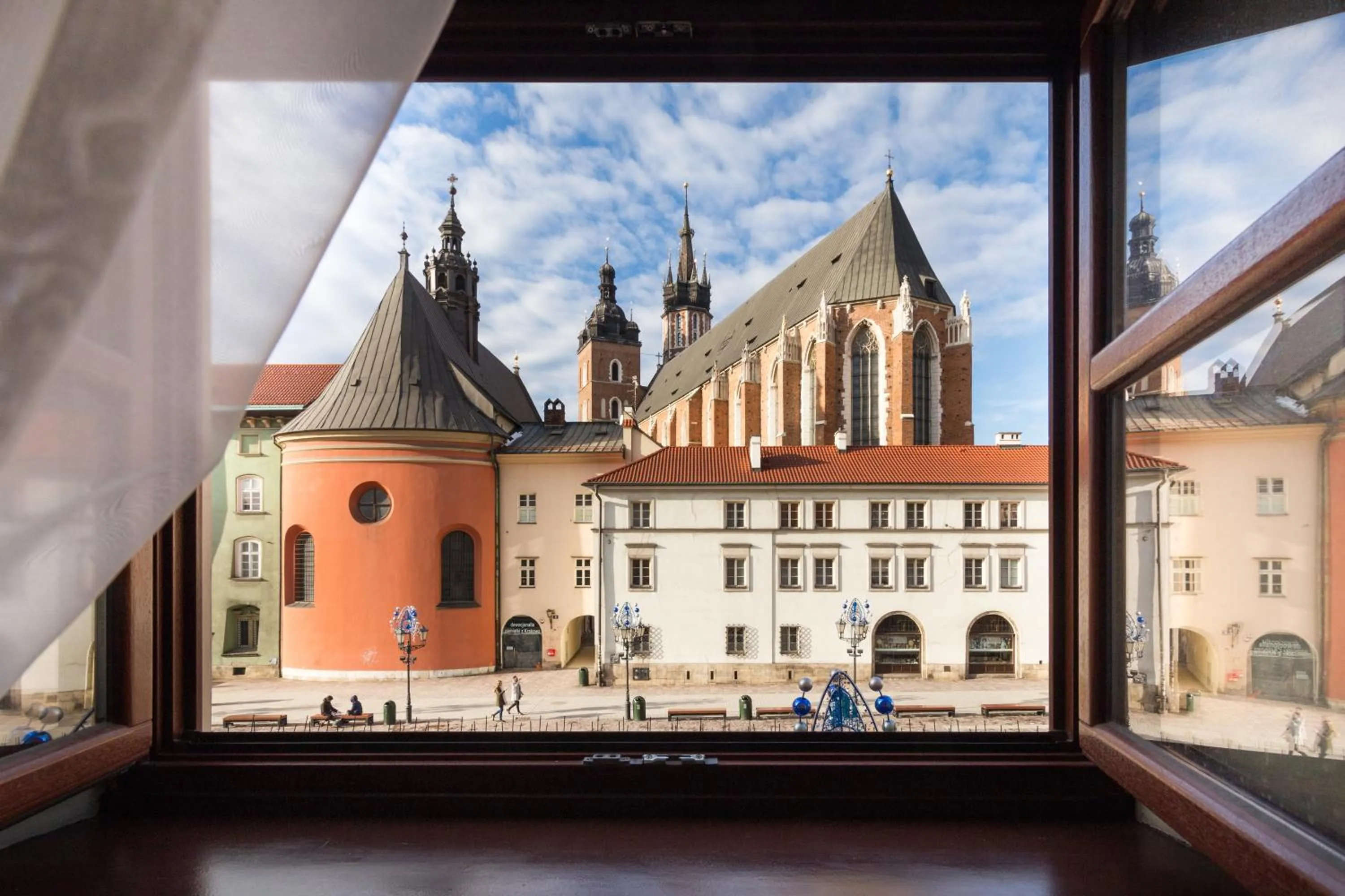 City view in MR 3 Apartments