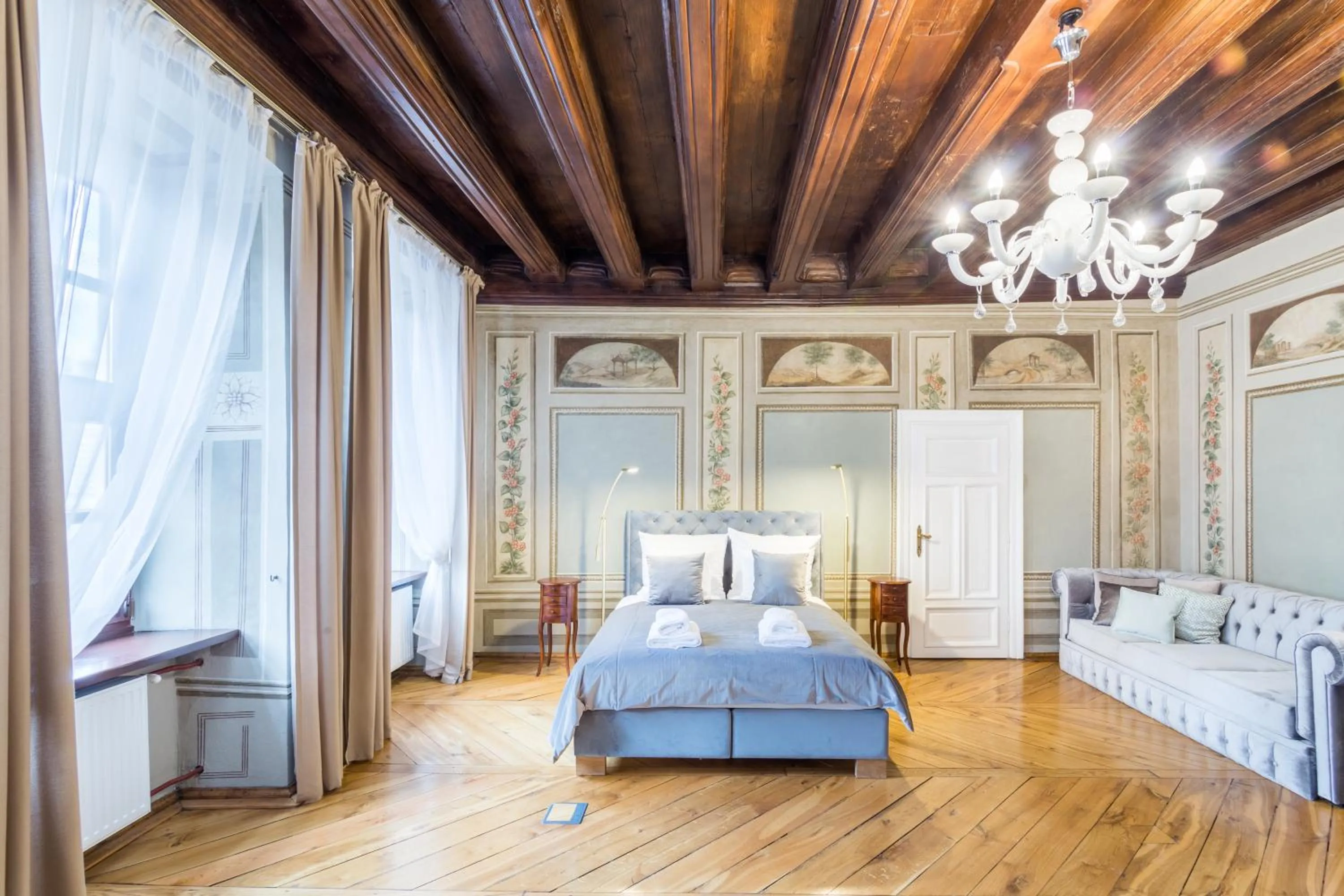 Bed in MR 3 Apartments