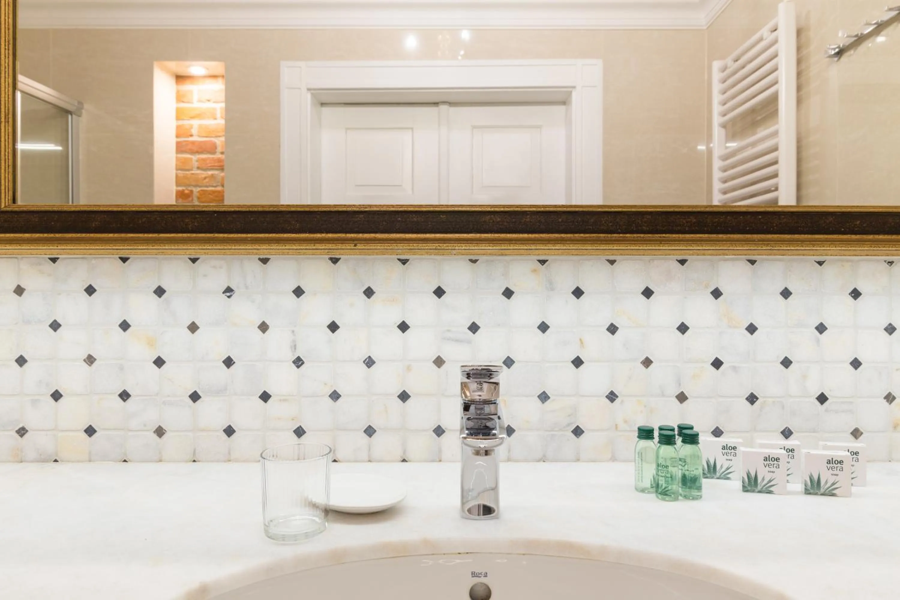 Bathroom in MR 3 Apartments