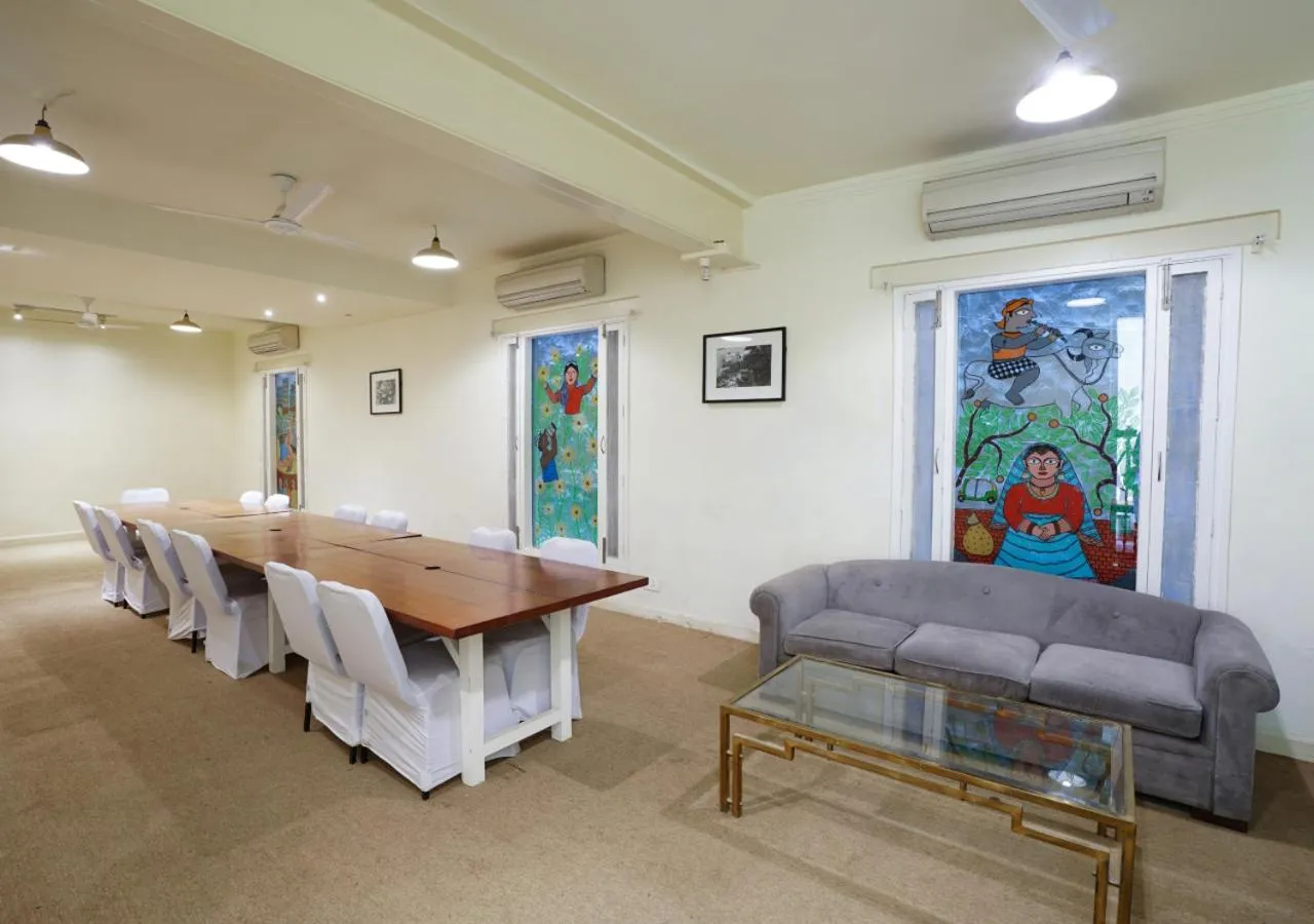 Meeting/conference room in Bloom Boutique l Signature Towers