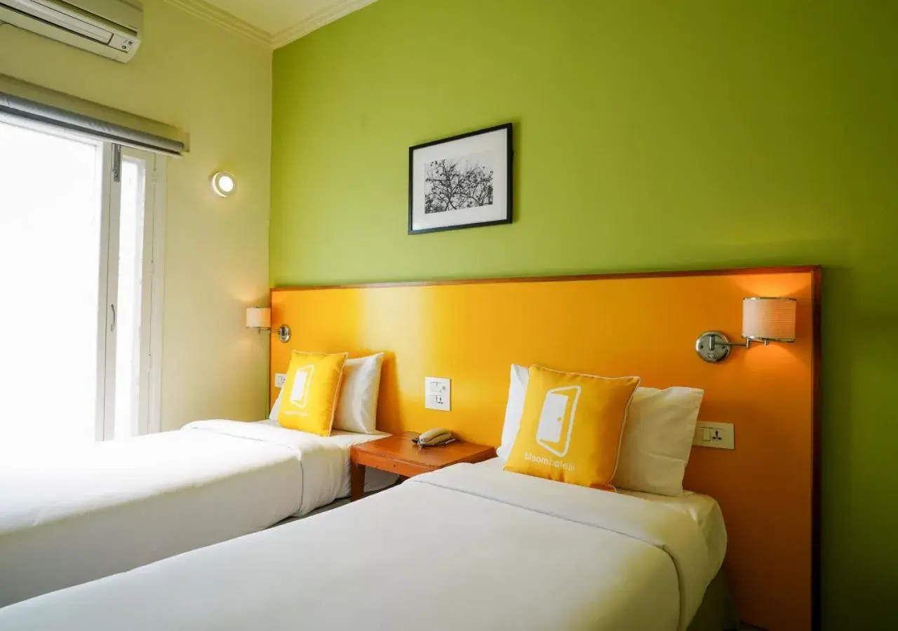 Deluxe Twin Room - single occupancy in Bloom Boutique l Signature Towers Deluxe Twin Room - single occupancy in Bloom Boutique l Signature Towers