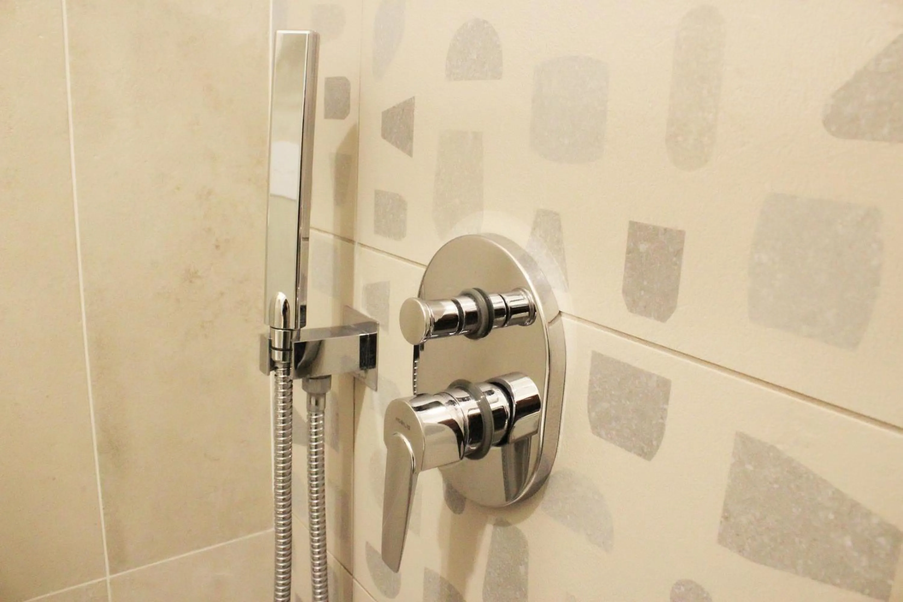 Shower in Residenza La Scala