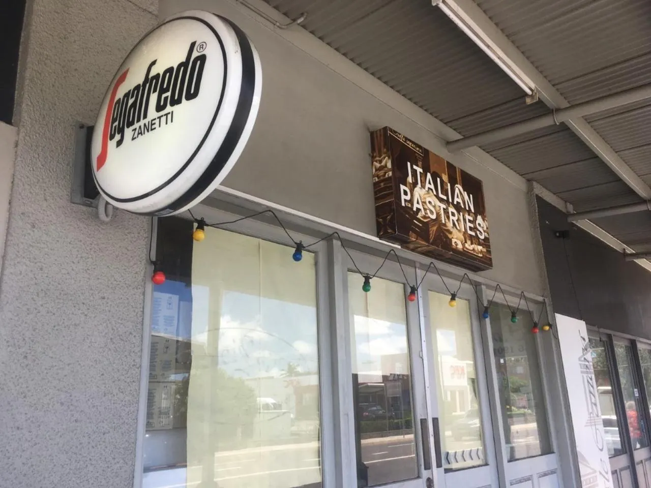 Restaurant/places to eat in Airport Clayfield Motel