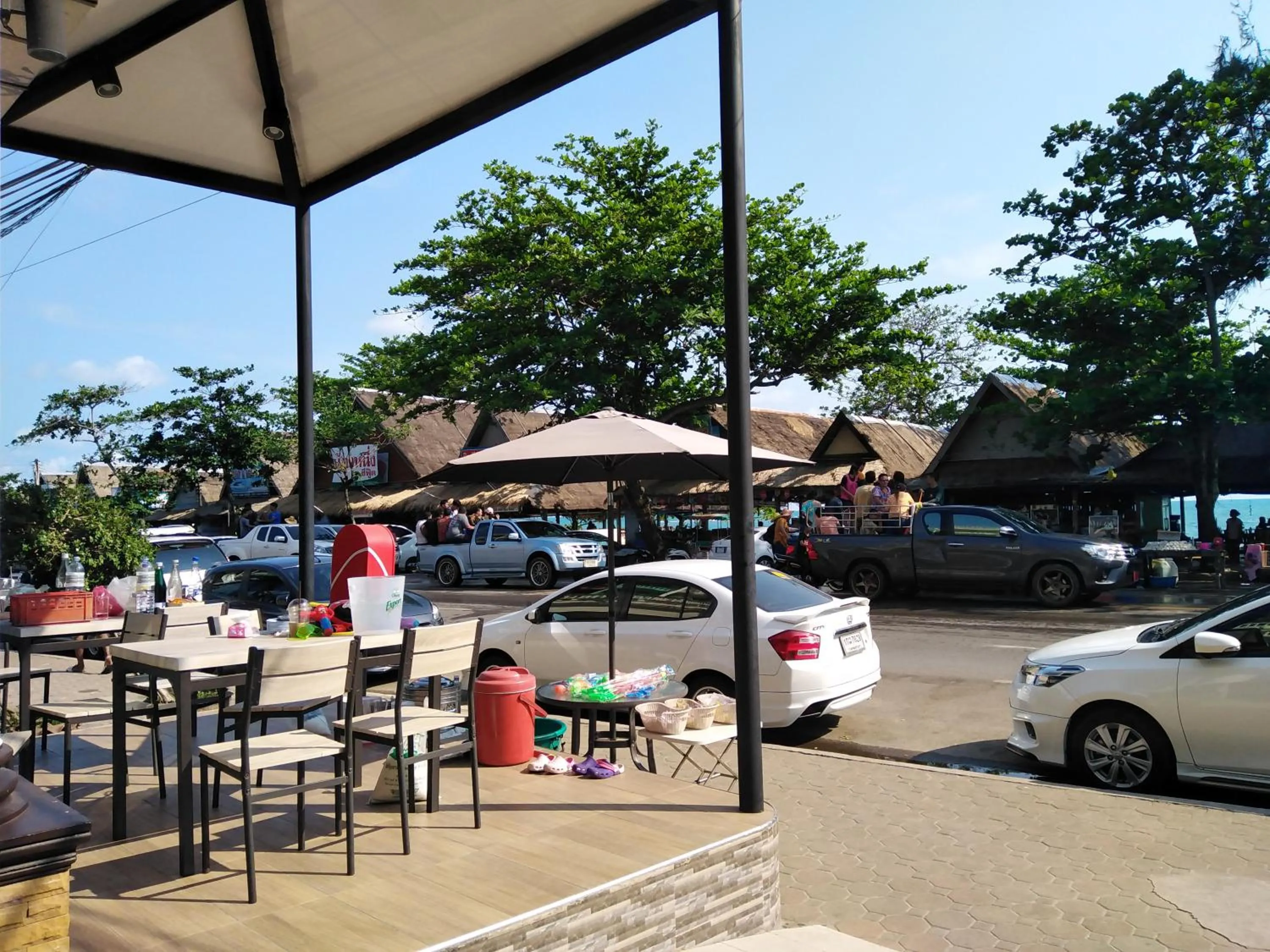 Facade/entrance in Pimpimarn Hotel