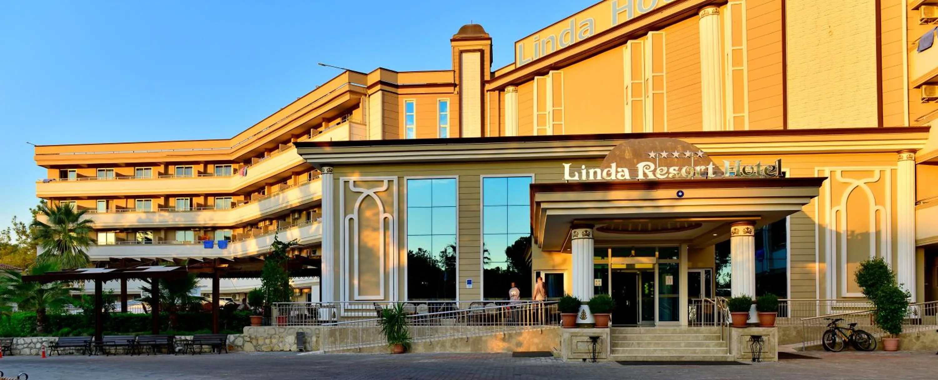 Facade/entrance in Linda Resort Hotel