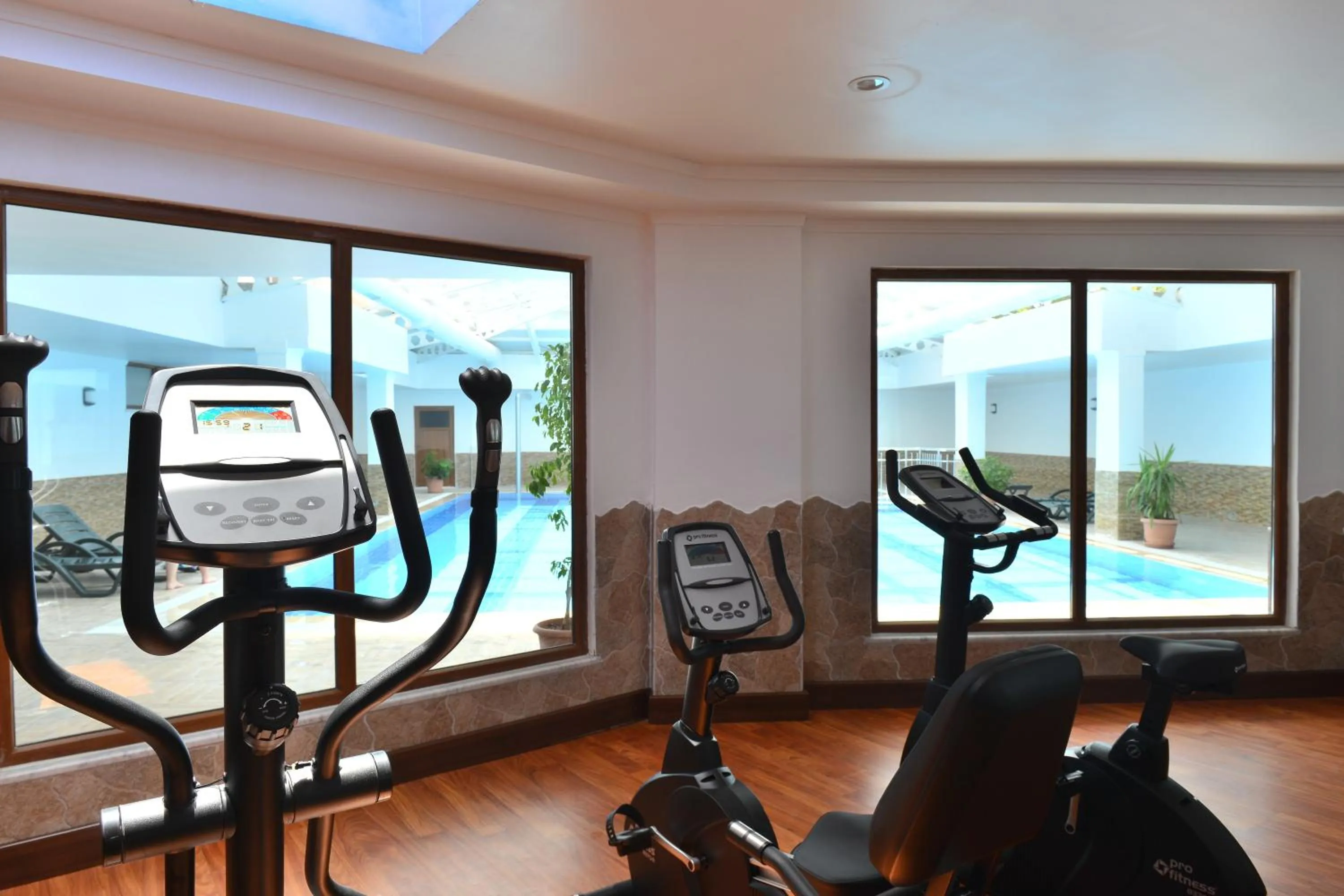 Canoeing in Linda Resort Hotel