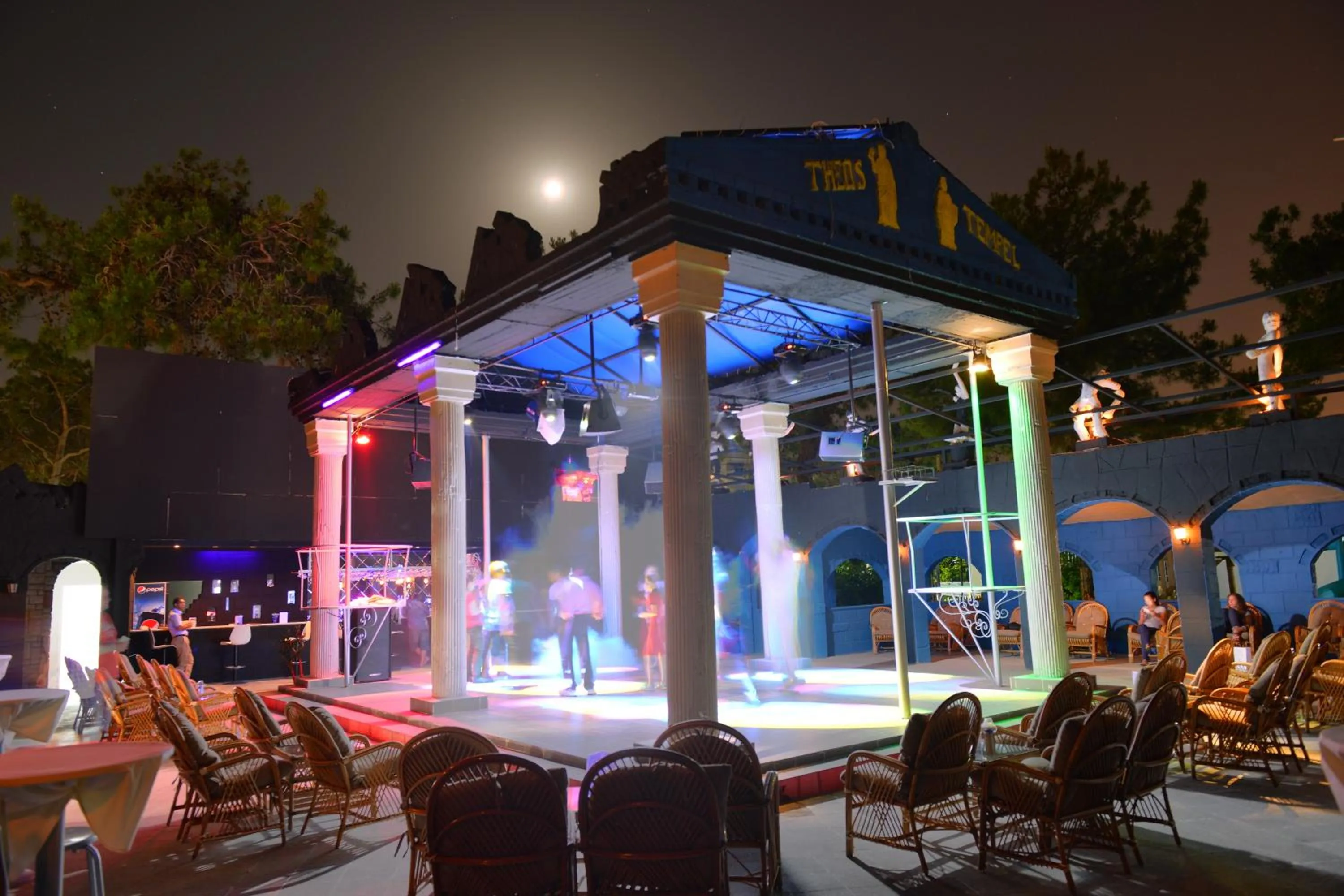 Darts in Linda Resort Hotel