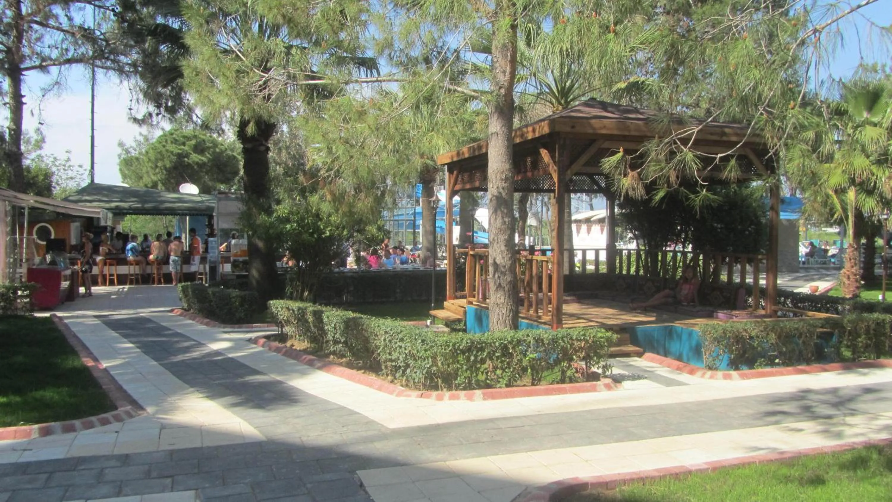 Garden in Linda Resort Hotel