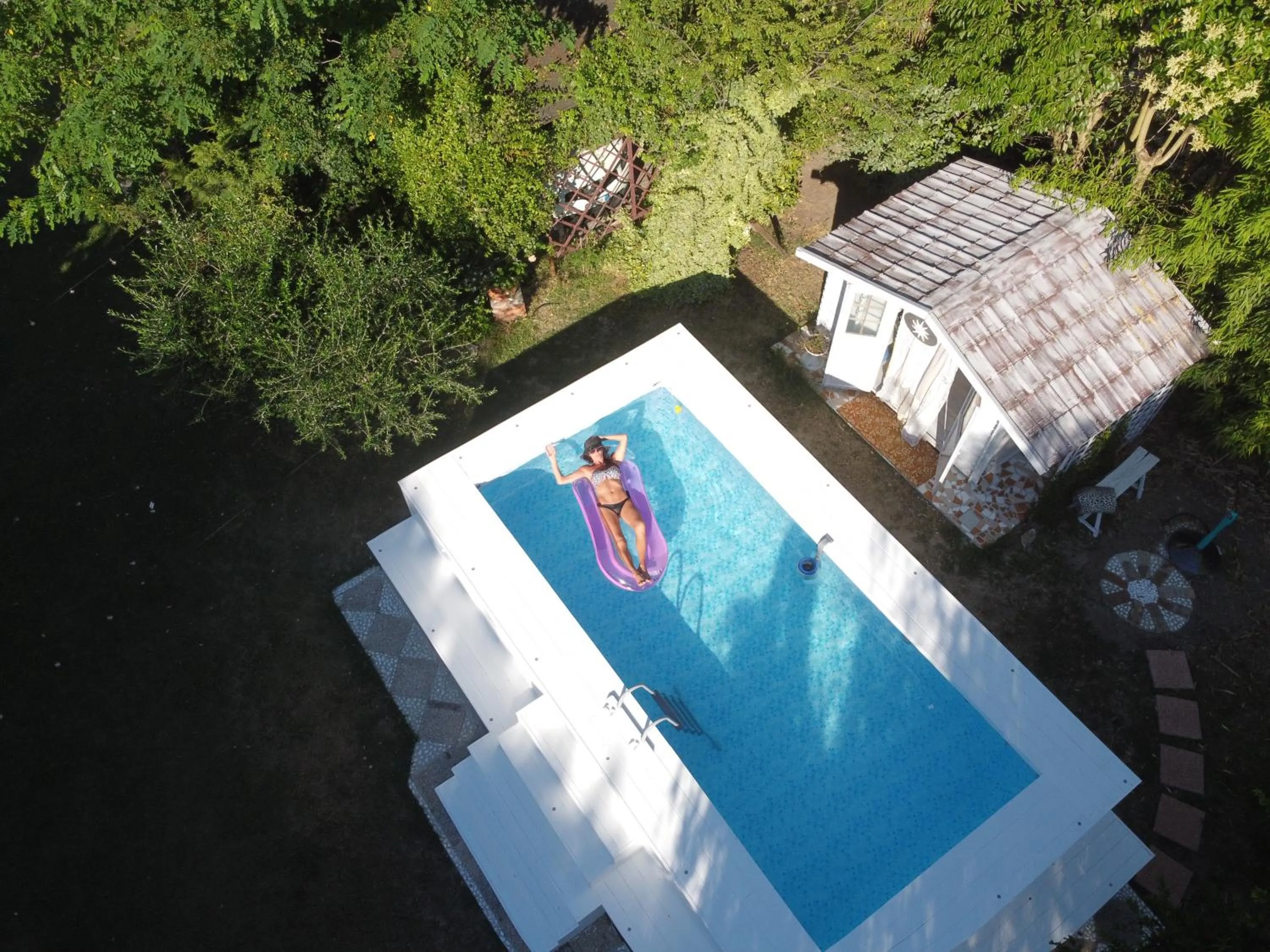 Swimming pool in House Garden Loft