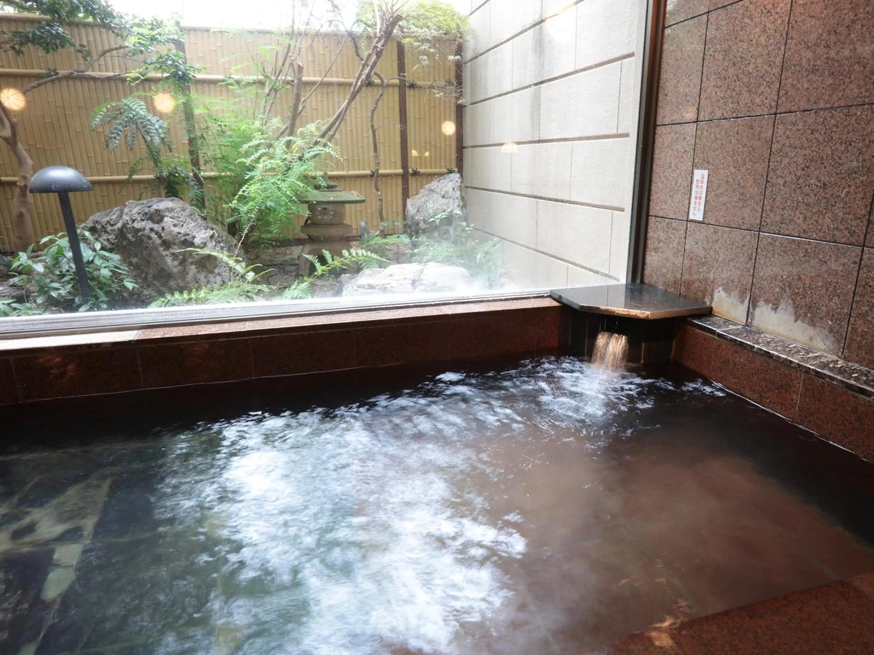 Hot Spring Bath in Tottori Onsen Hotel Monarque Tottori