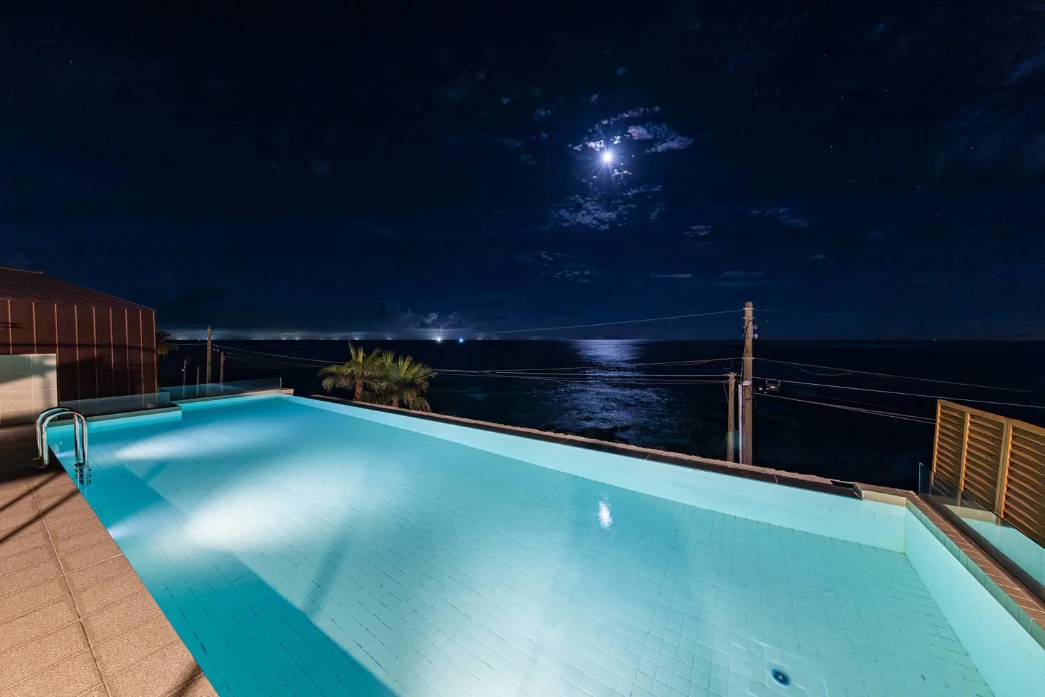 Night in The Villas Ocean Family