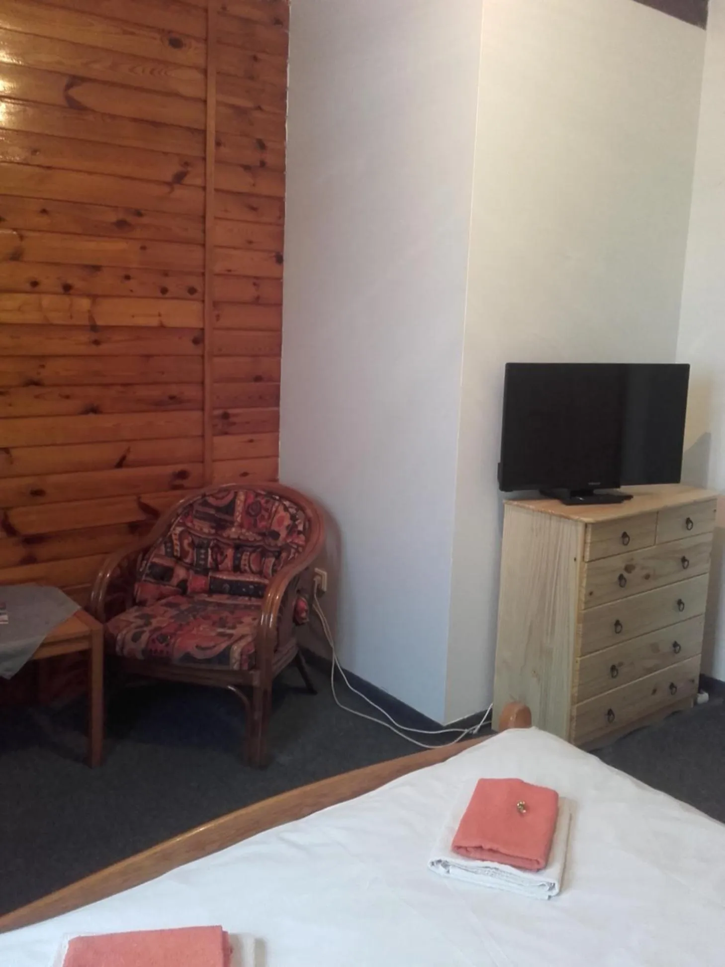 TV and multimedia, Bed in Hotel Anna