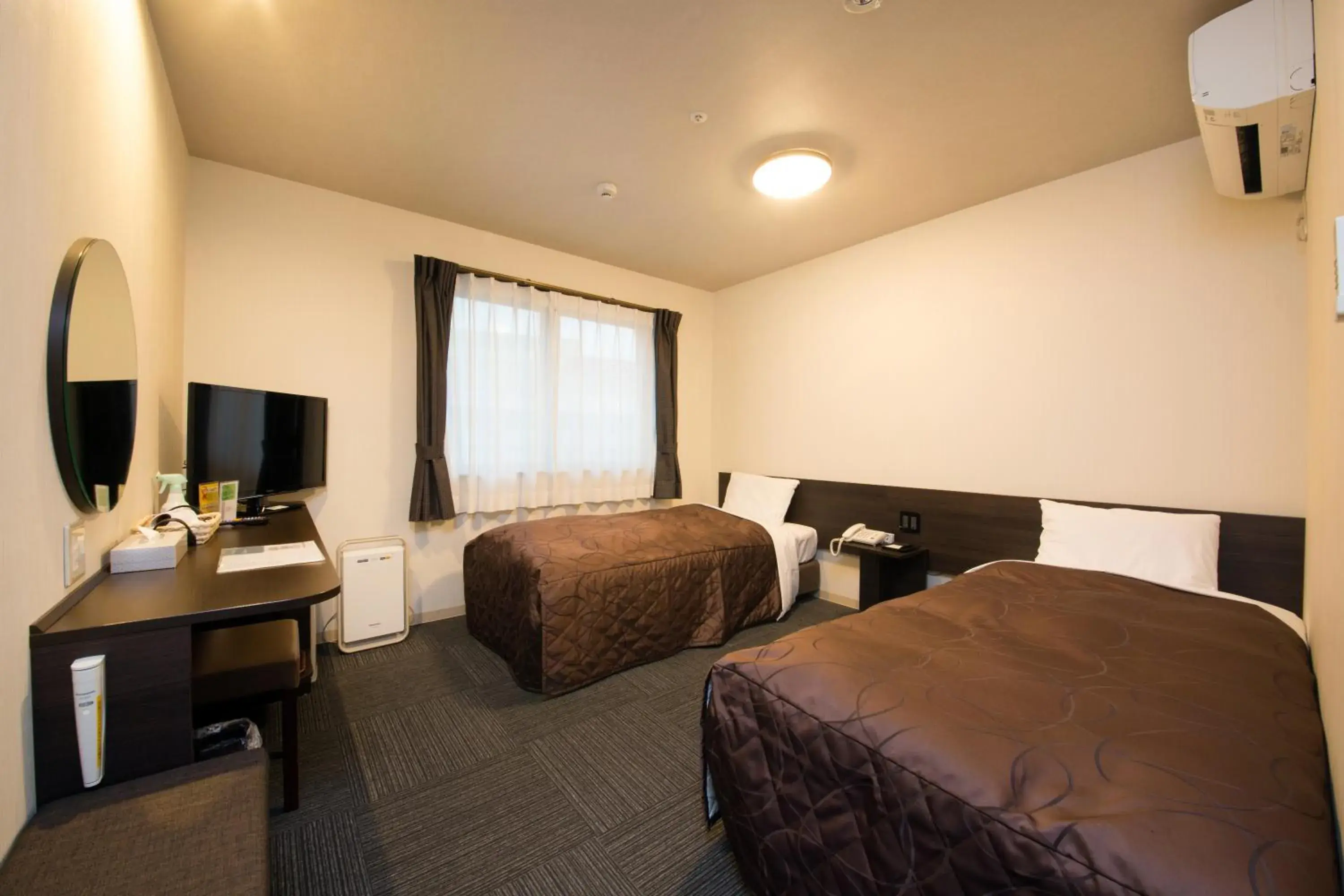 Twin Room - Non-Smoking in Osaka Moriguchi Plaza Hotel Twin Room - Non-Smoking in Osaka Moriguchi Plaza Hotel