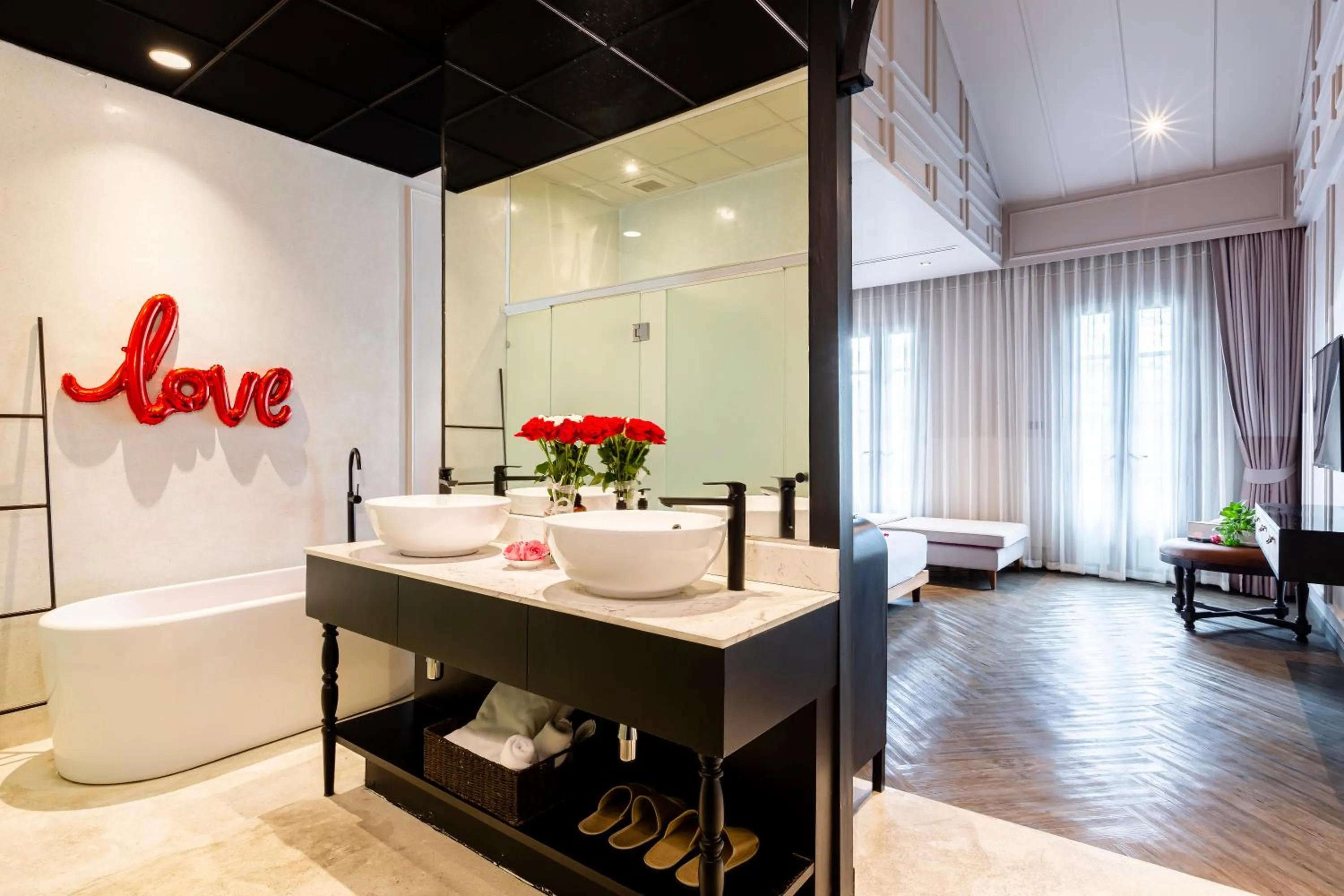 MiLa Thapae@Chiang Mai Old City