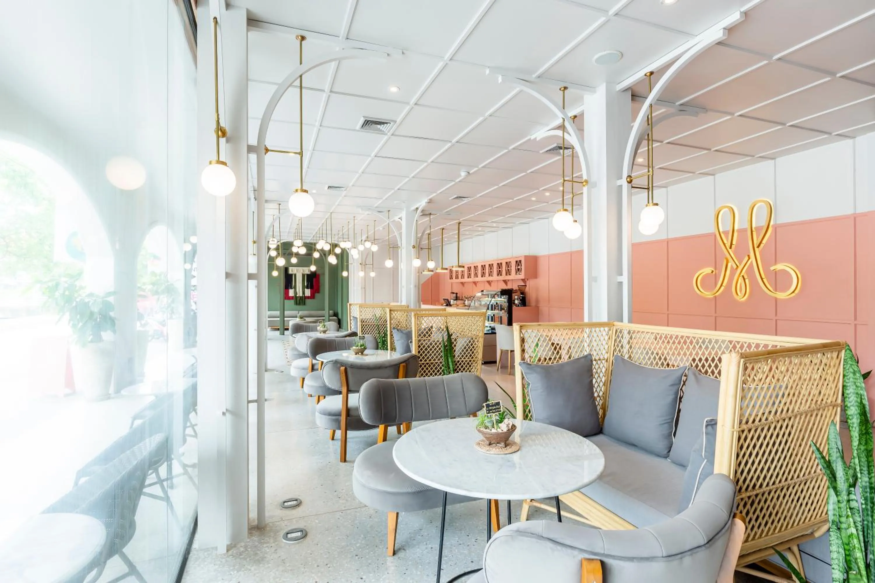 Restaurant/places to eat in MiLa Thapae@Chiang Mai Old City