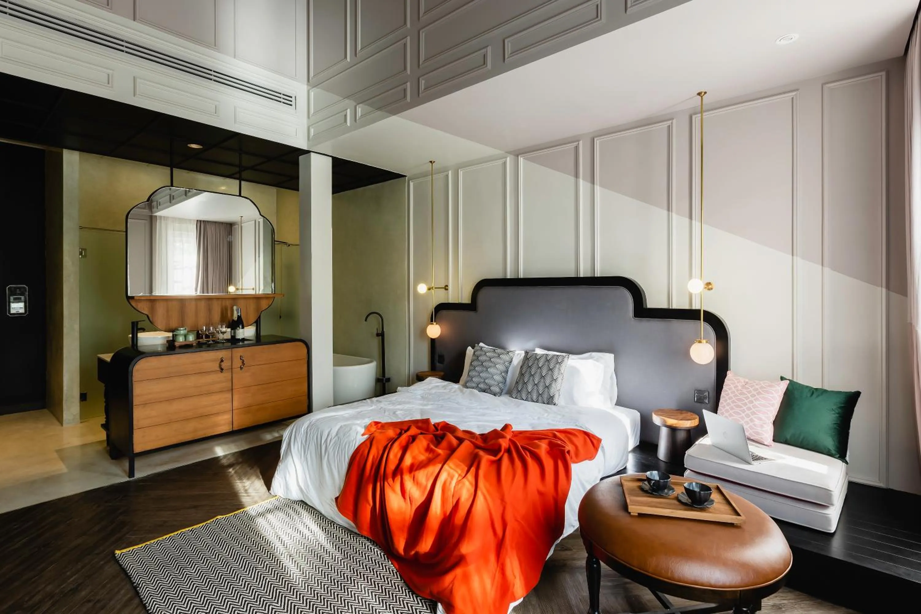 Photo of the whole room, Bed in MiLa Thapae@Chiang Mai Old City