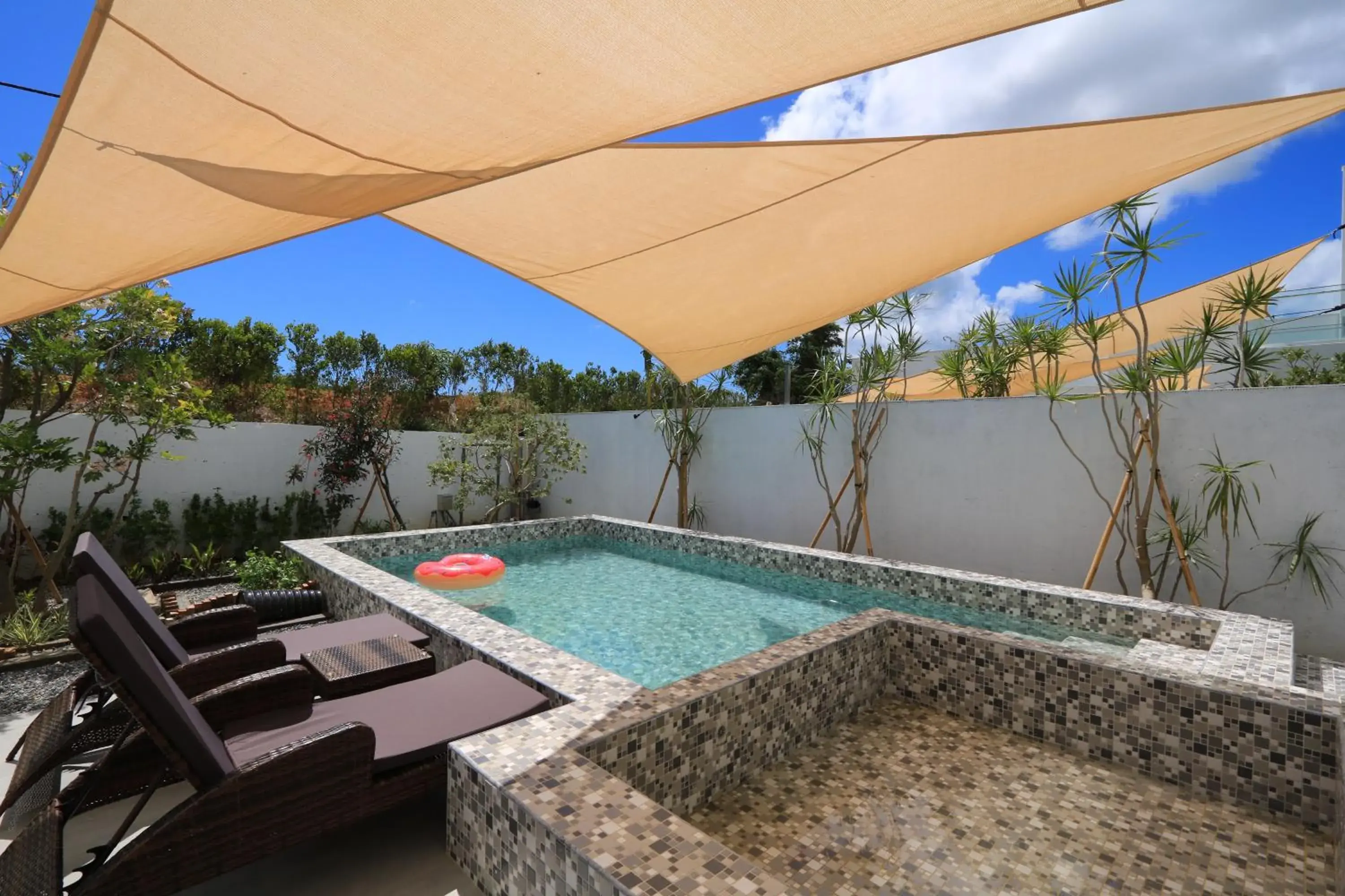 Family Room with Garden View in Splendi Villa Family Room with Garden View in Splendi Villa