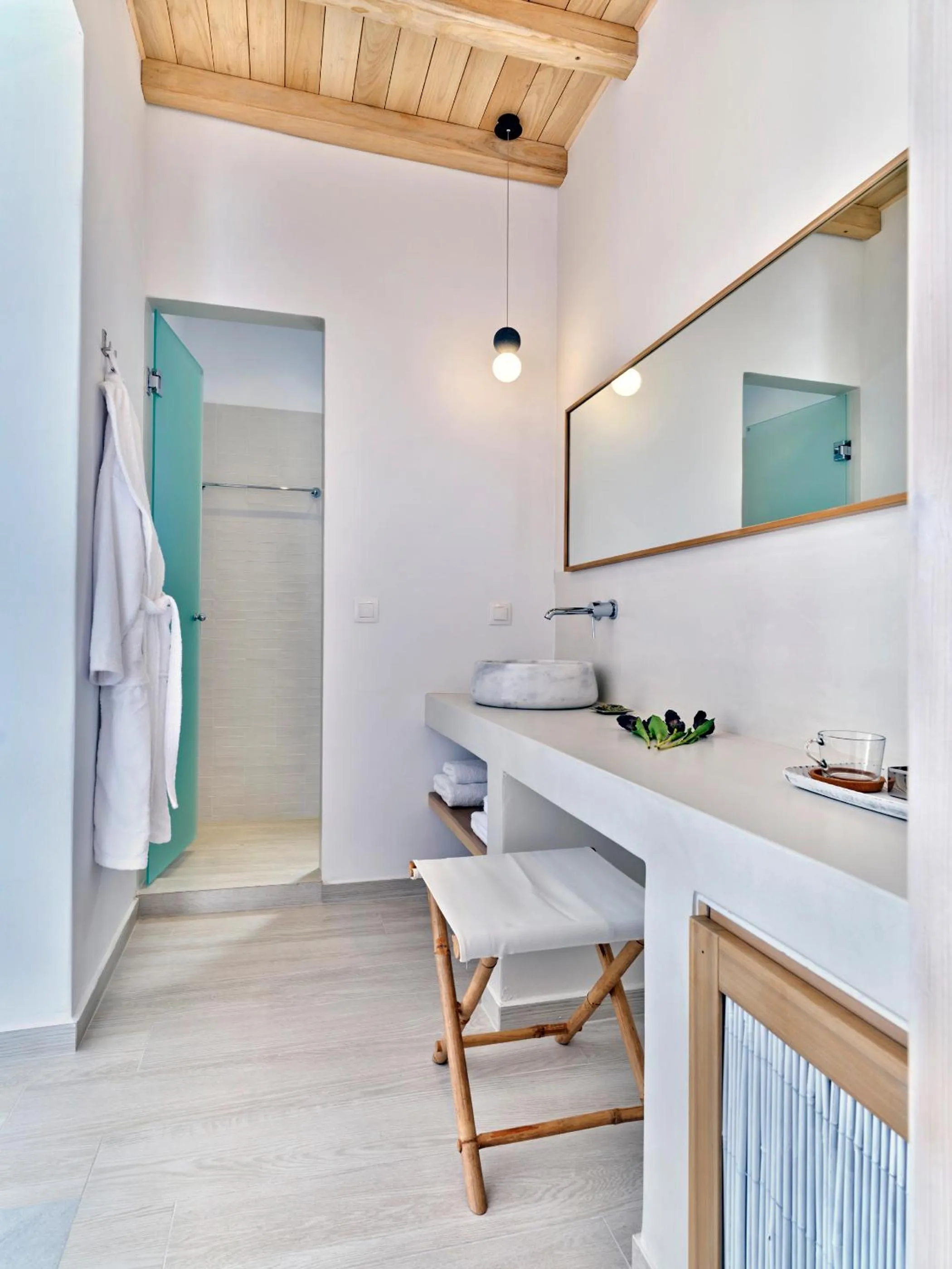 Photo of the whole room in Aella Residence