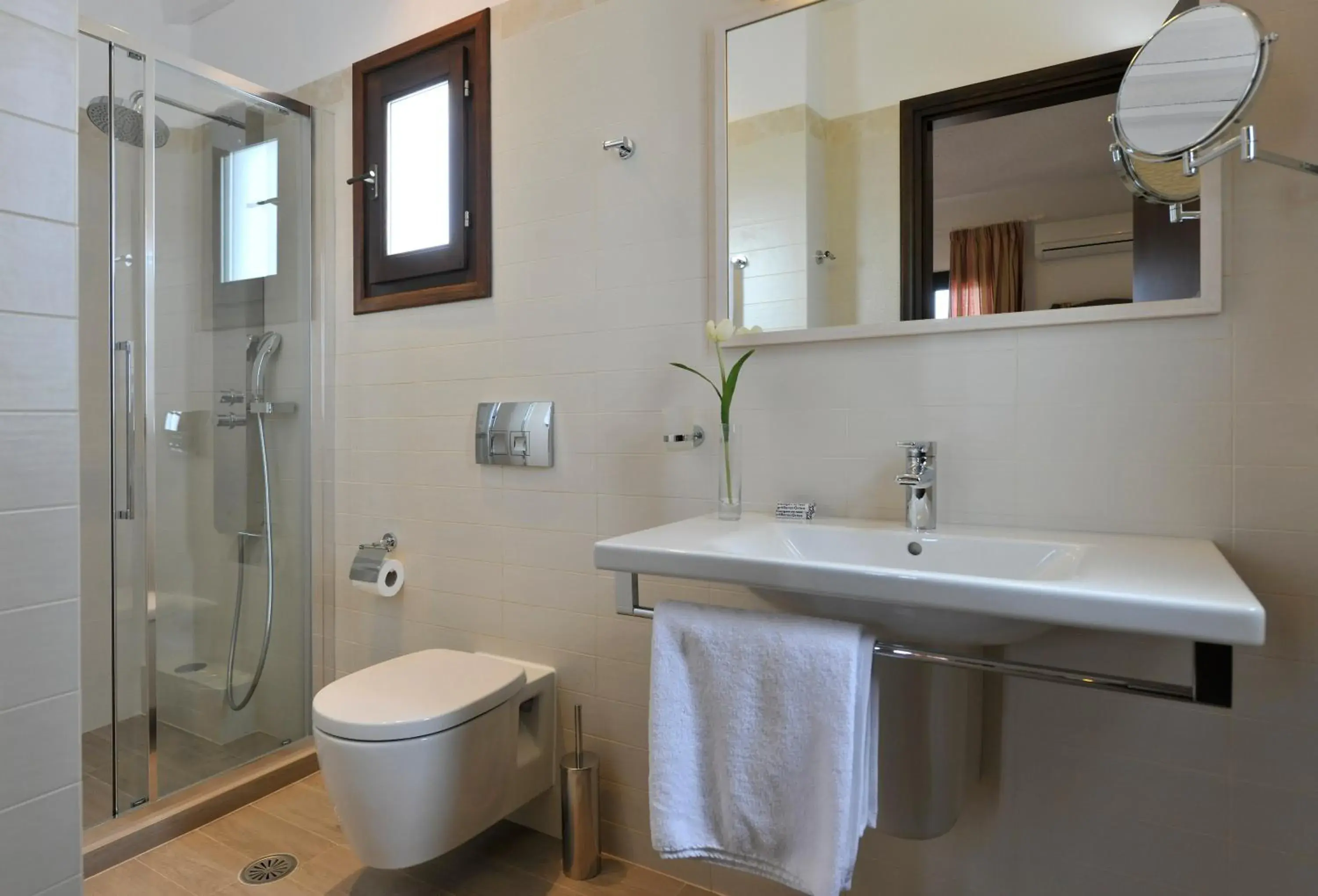 Junior Suite with Hydromassage Shower in Aella Residence Junior Suite with Hydromassage Shower in Aella Residence