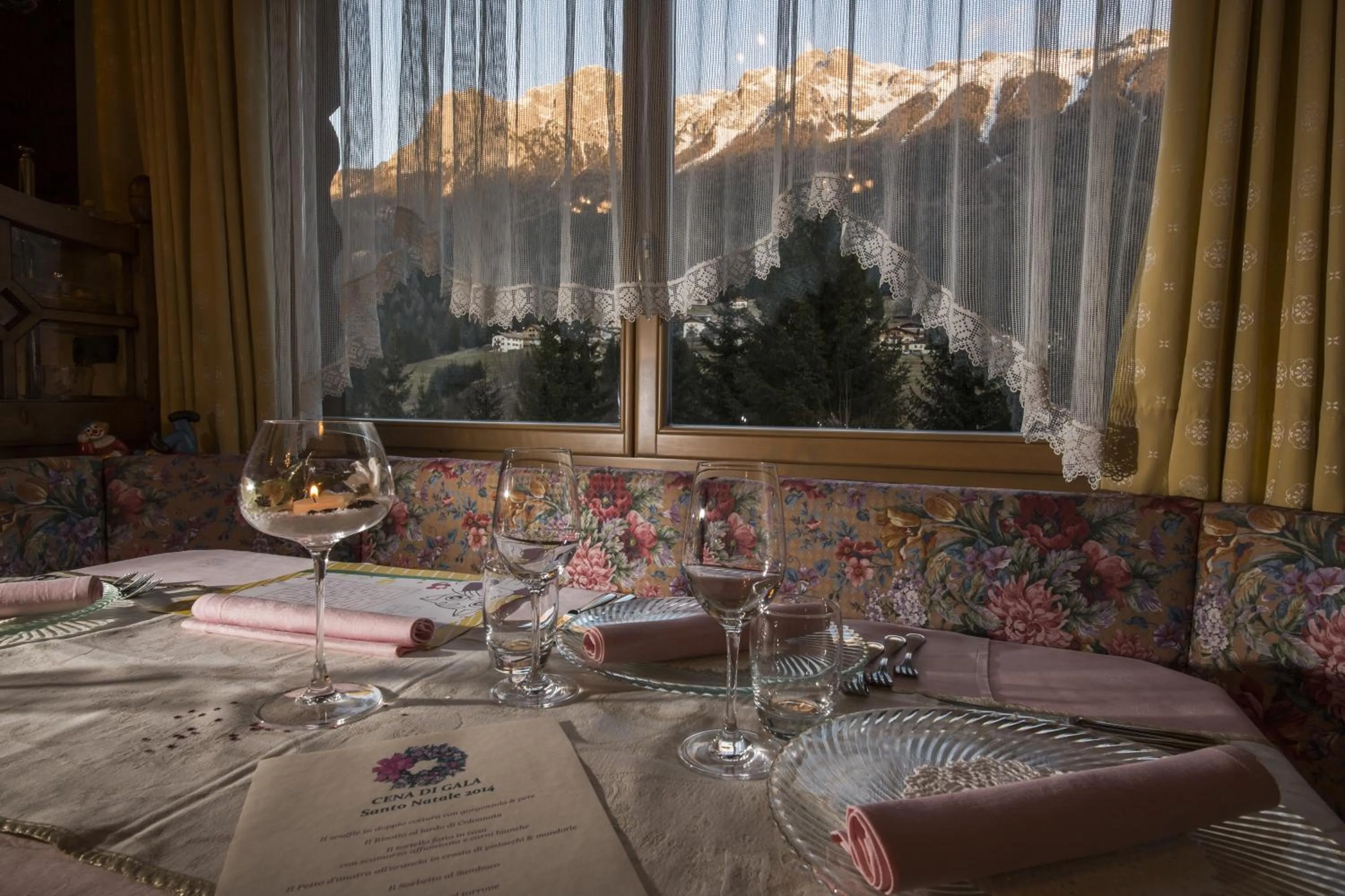Restaurant/places to eat in Hotel Des Alpes