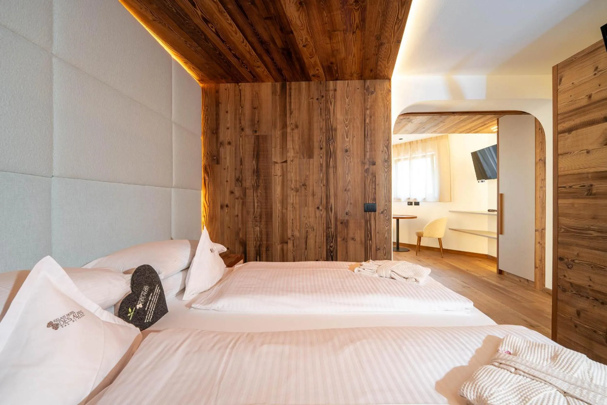 Bed in Hotel Des Alpes