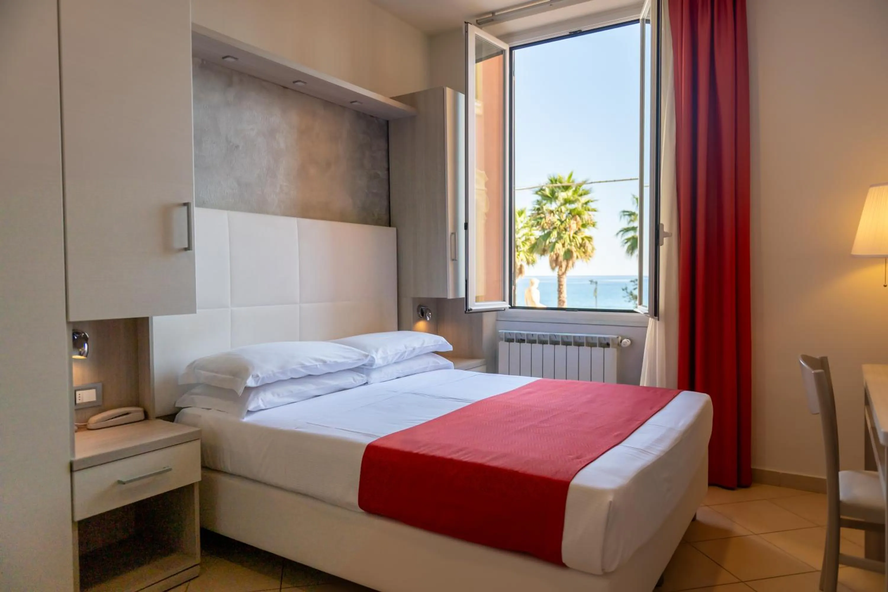 Photo of the whole room, Bed in Hotel Lido