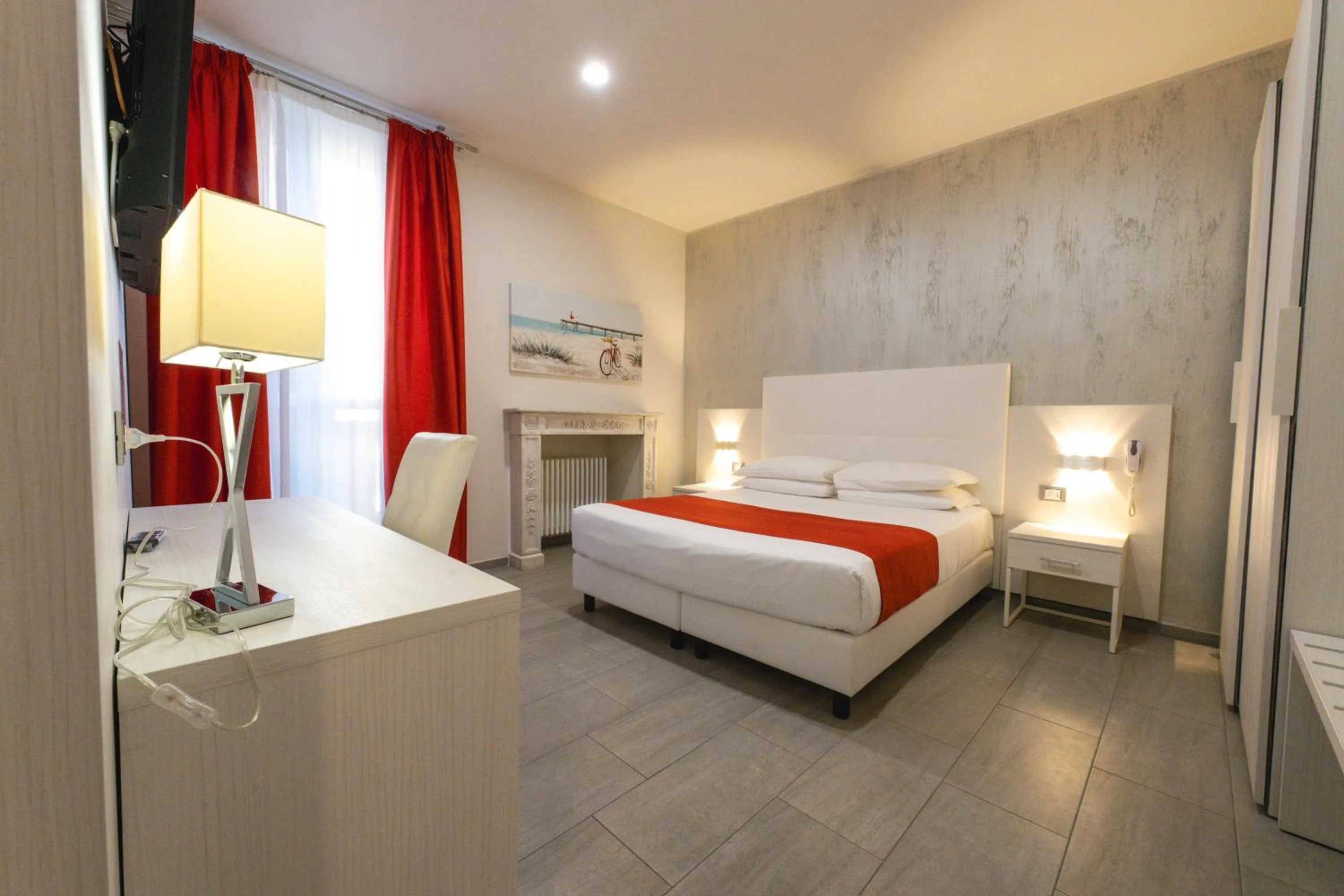 Photo of the whole room, Bed in Hotel Lido