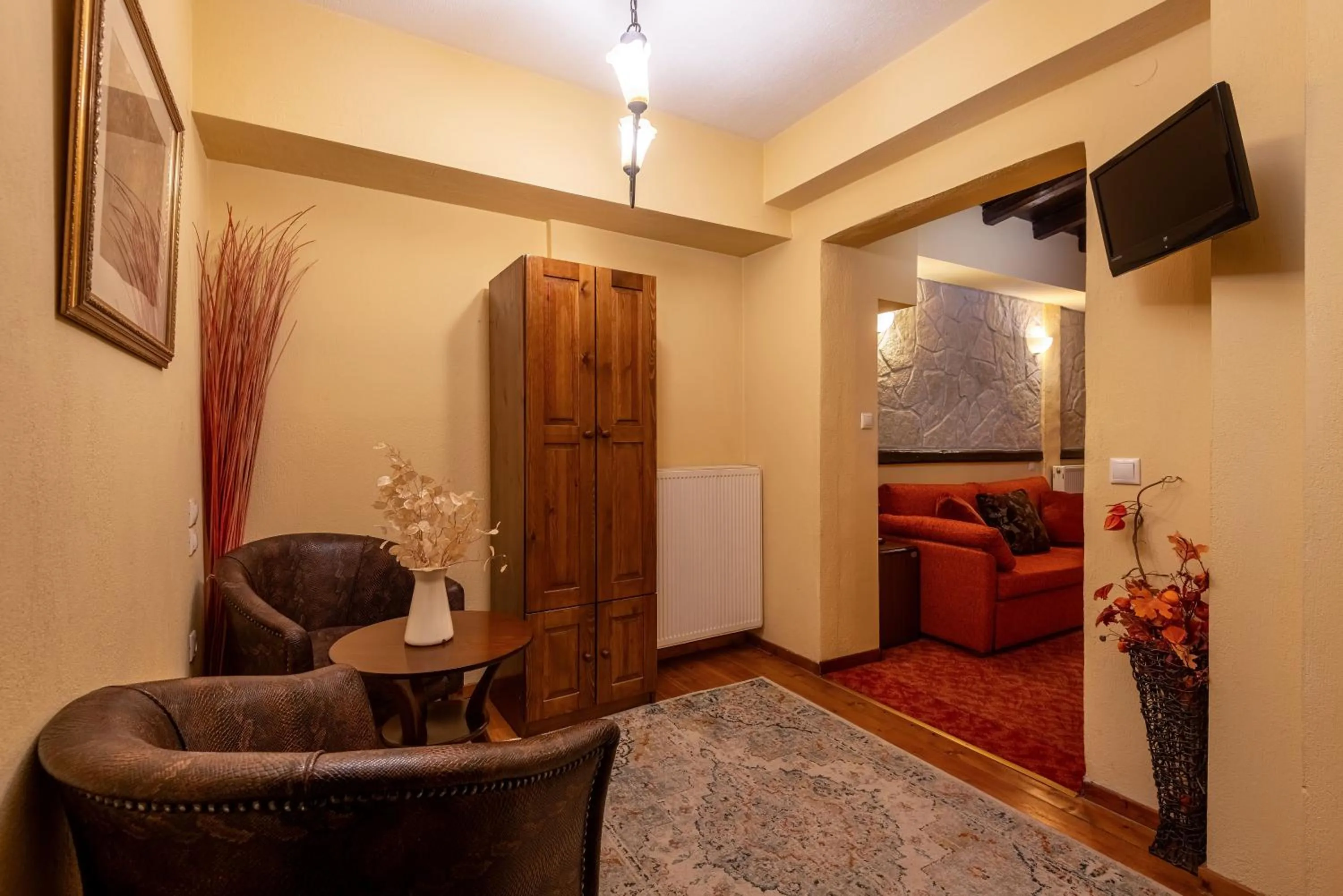 Photo of the whole room in Mikri Arktos