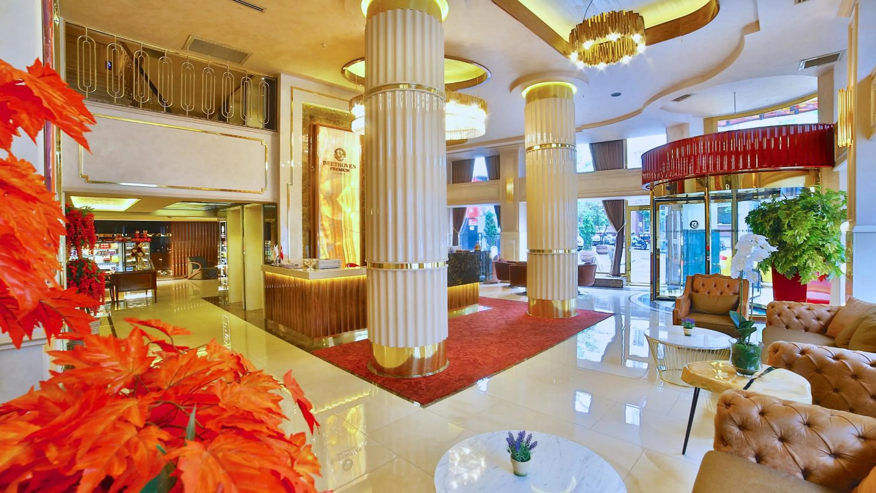 Lobby or reception in Beethoven Premium Hotel