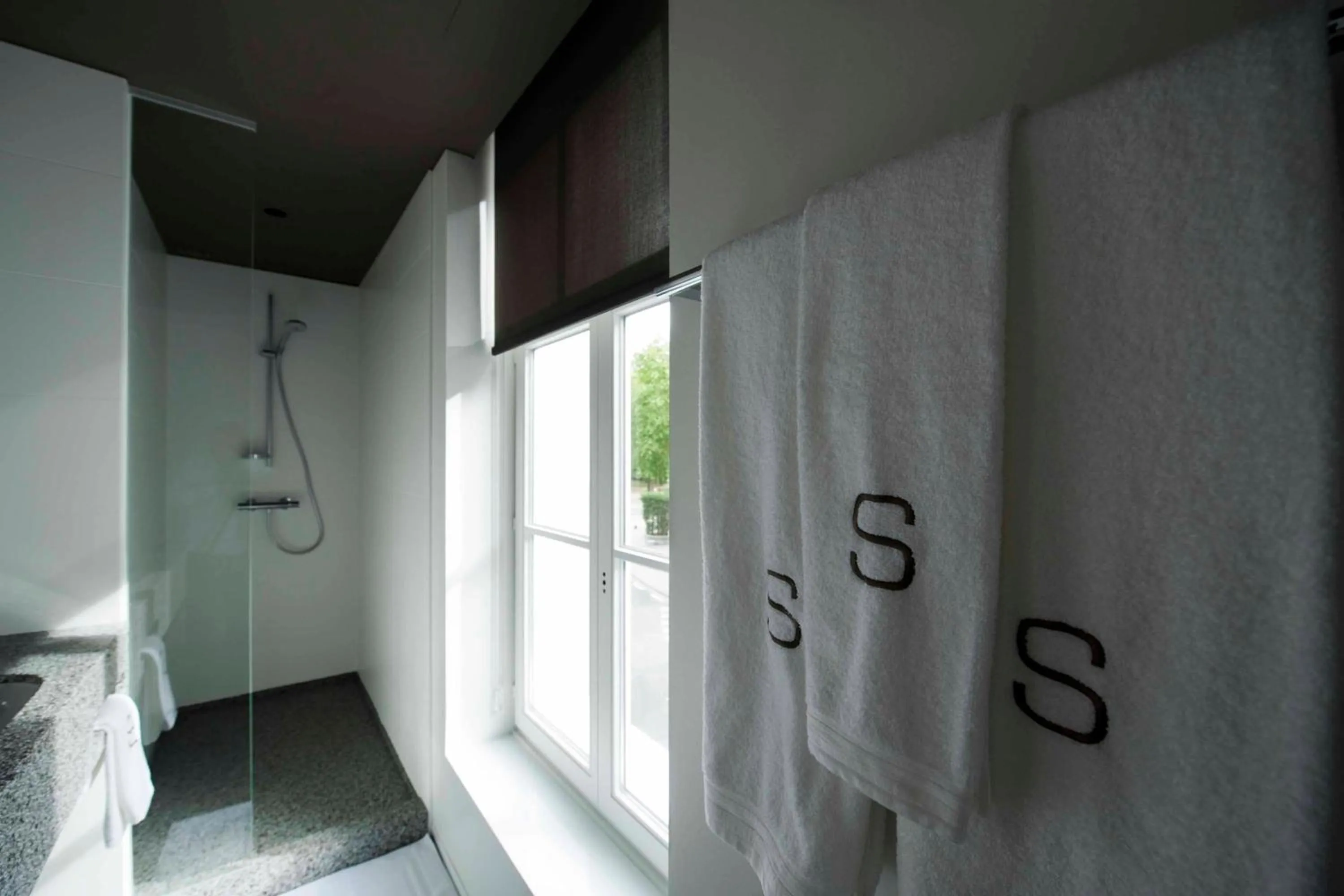 Bathroom in Square Hotel