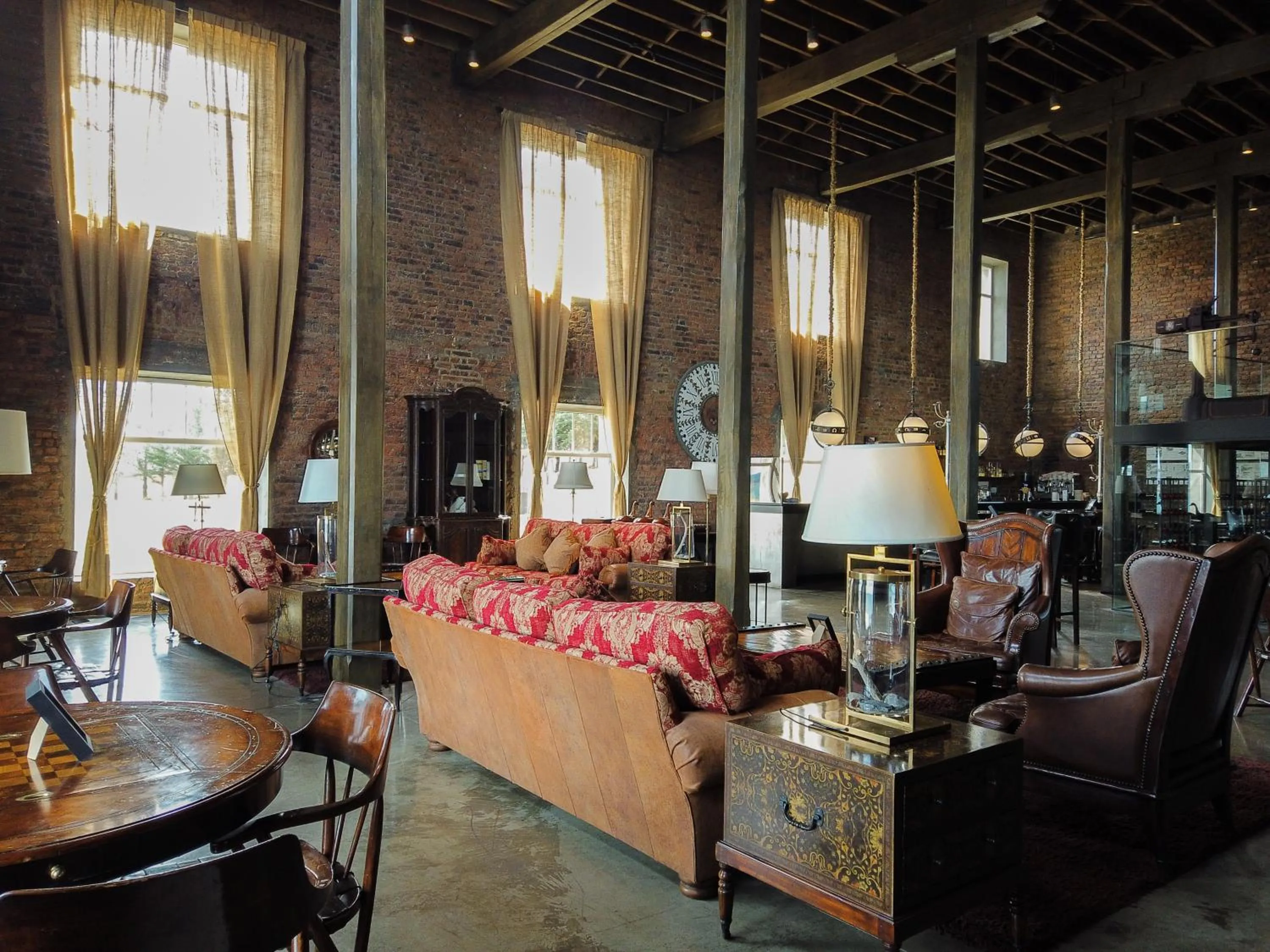 Lounge or bar in The Singular Patagonia Hotel