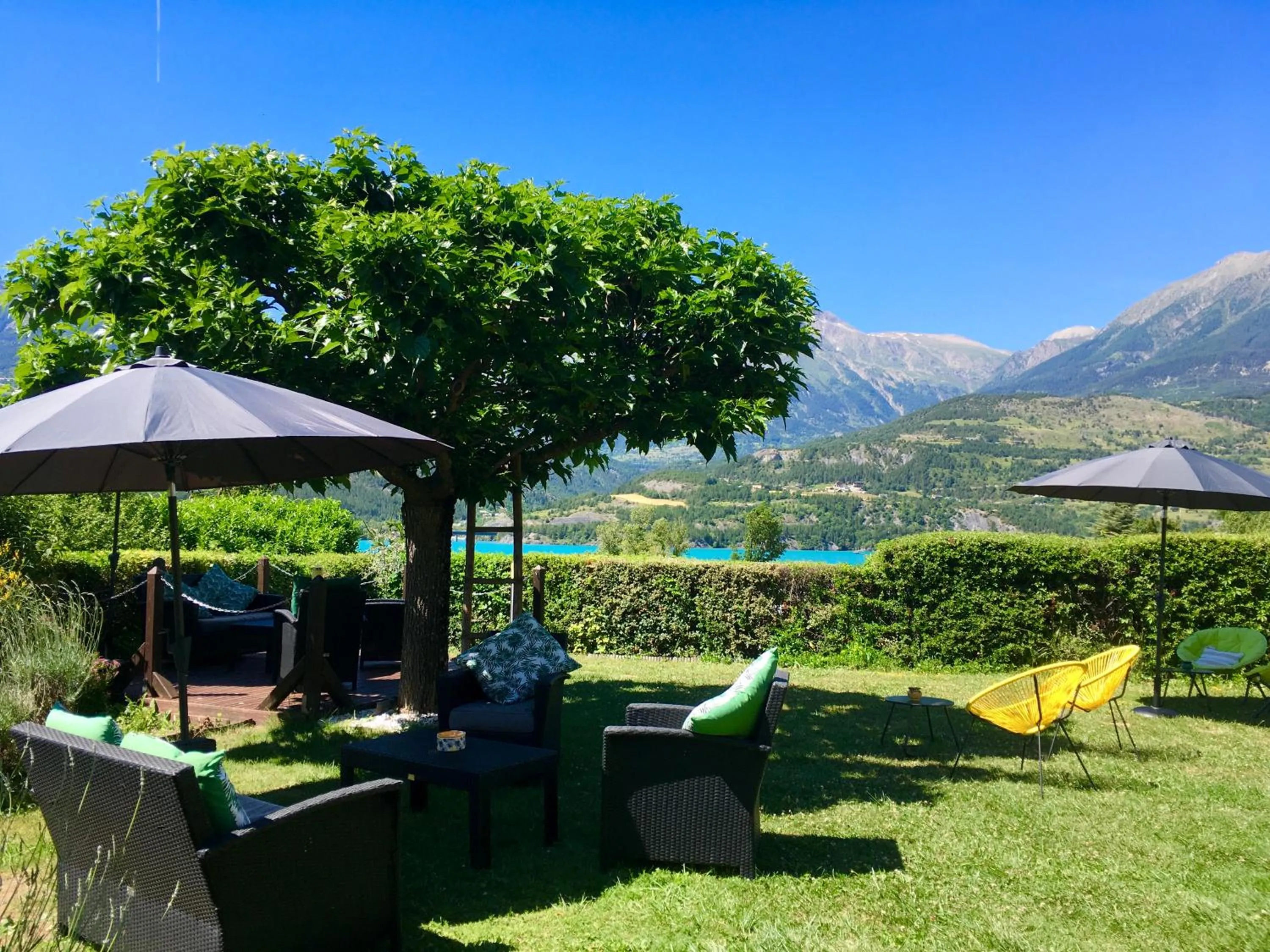 Garden in Hôtel les Chaumettes