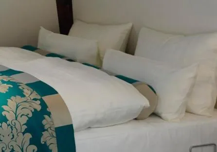 Decorative detail, Bed in Schlosshotel Bergzaberner Hof